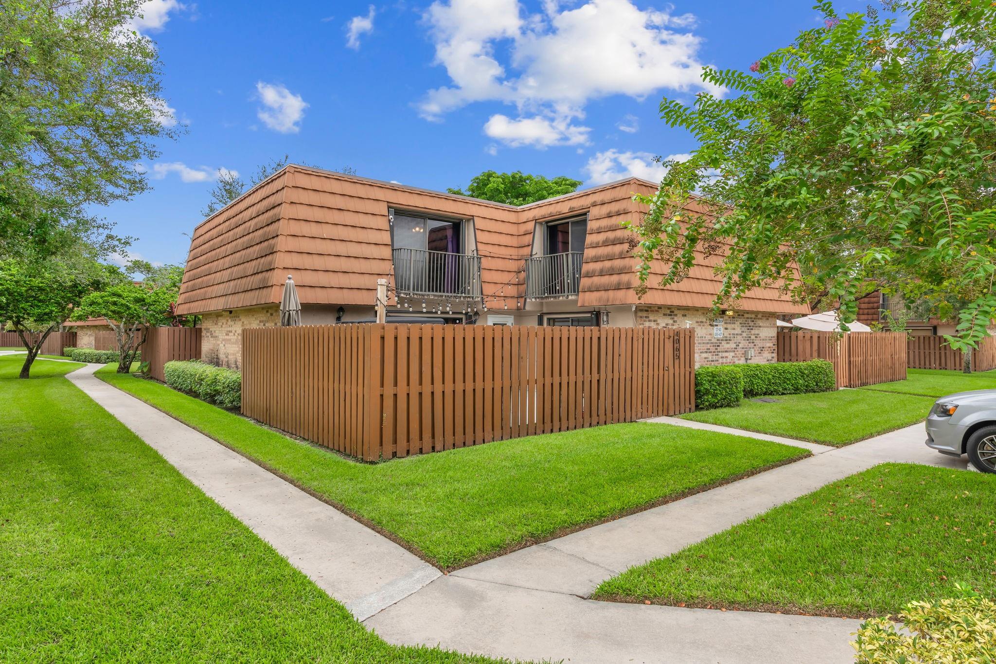 Rock Creek Ph Two 104-34