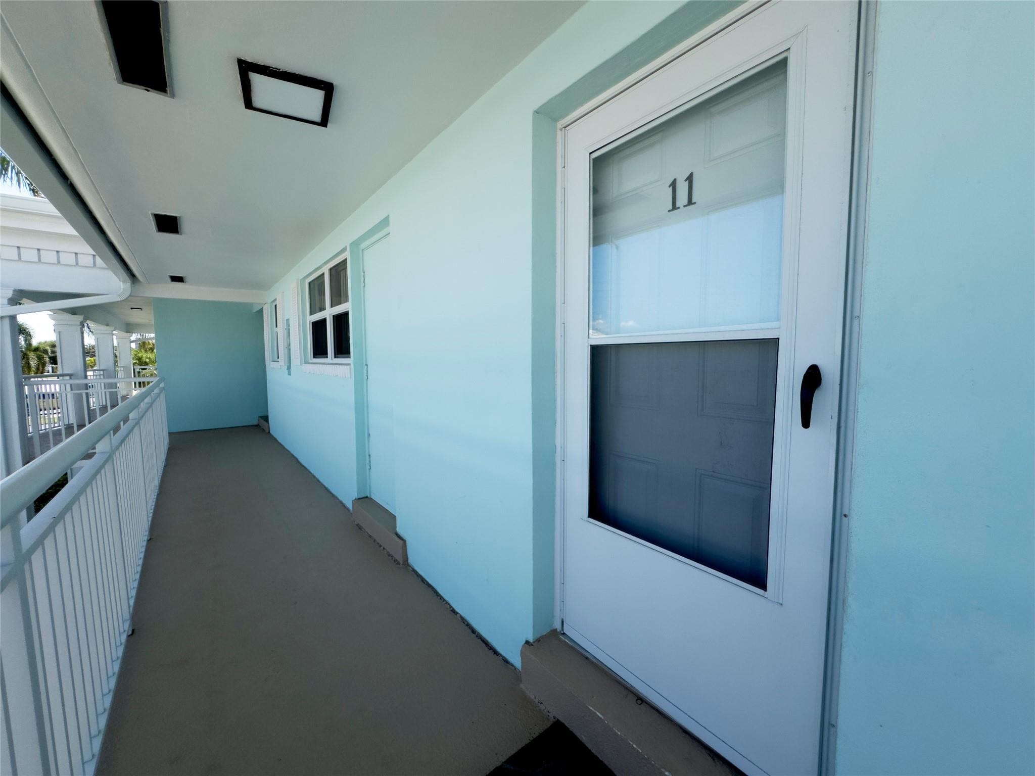 Homes for sale in Lighthouse Point, FL | 2330 Ne 36th Street #11, Lighthouse Point, FL 33064 | MLS# F10526144