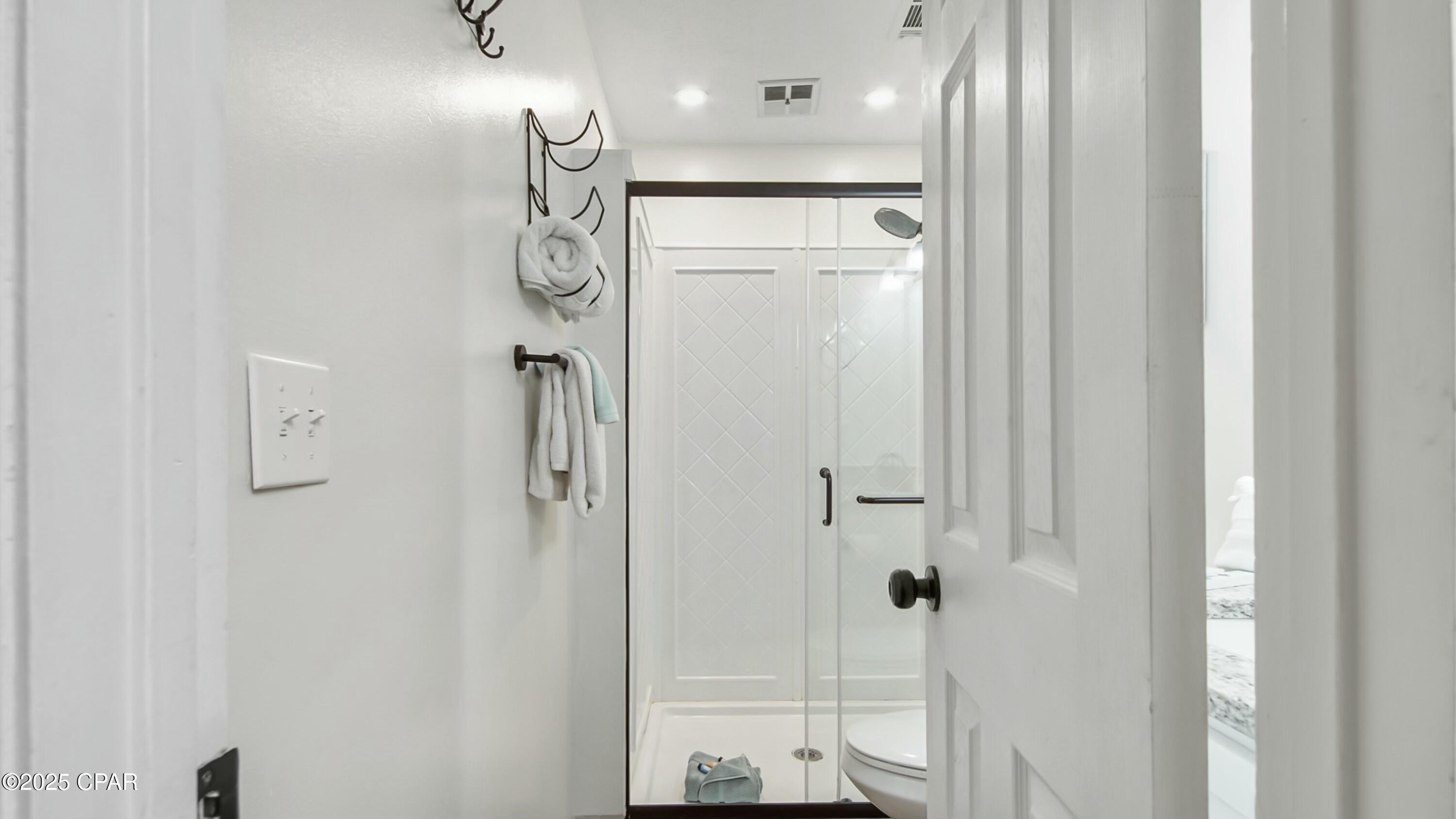 Image 15 For 628 Caladium Circle A