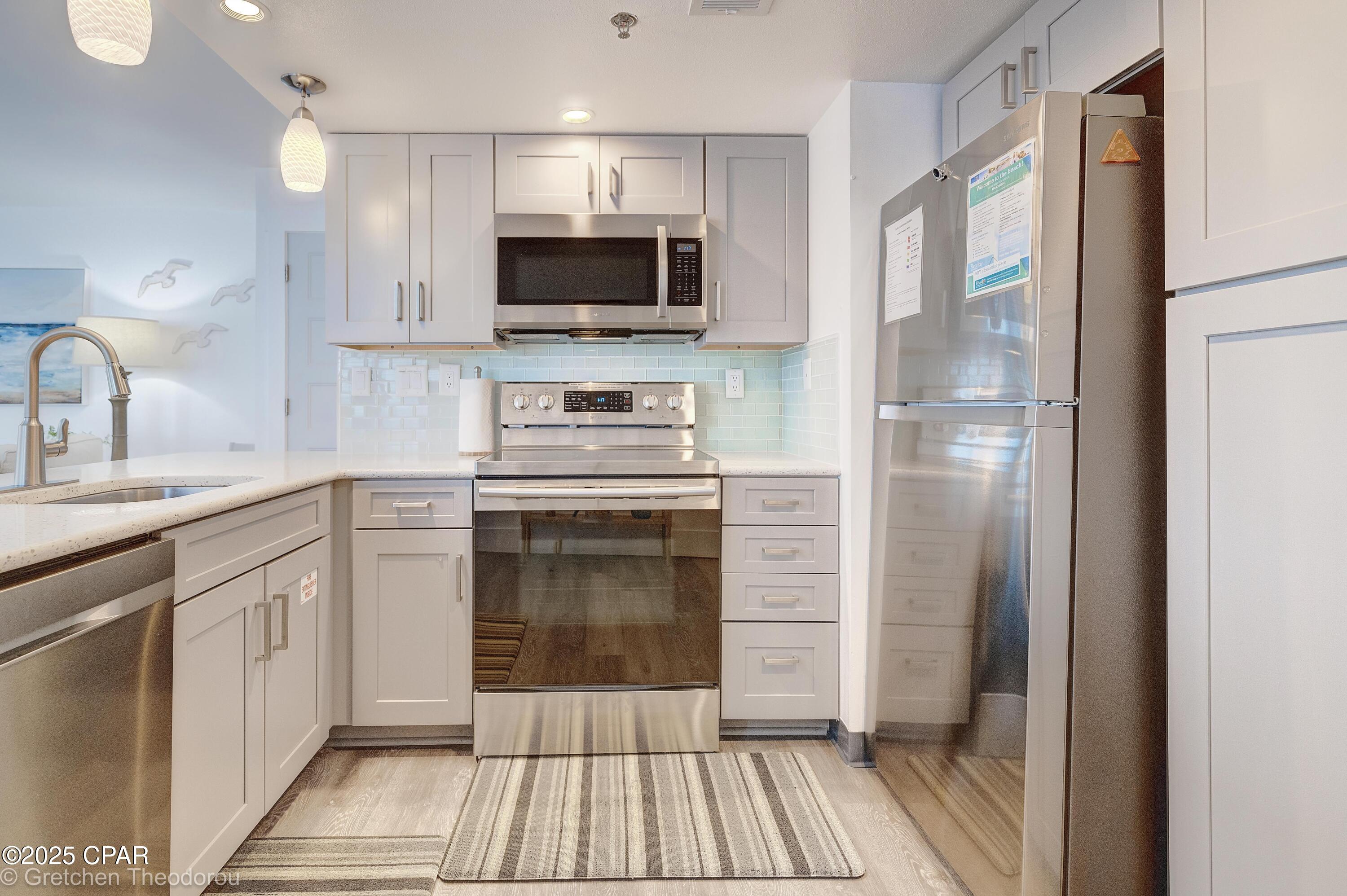 Image 17 For 9850 Thomas Drive 912w