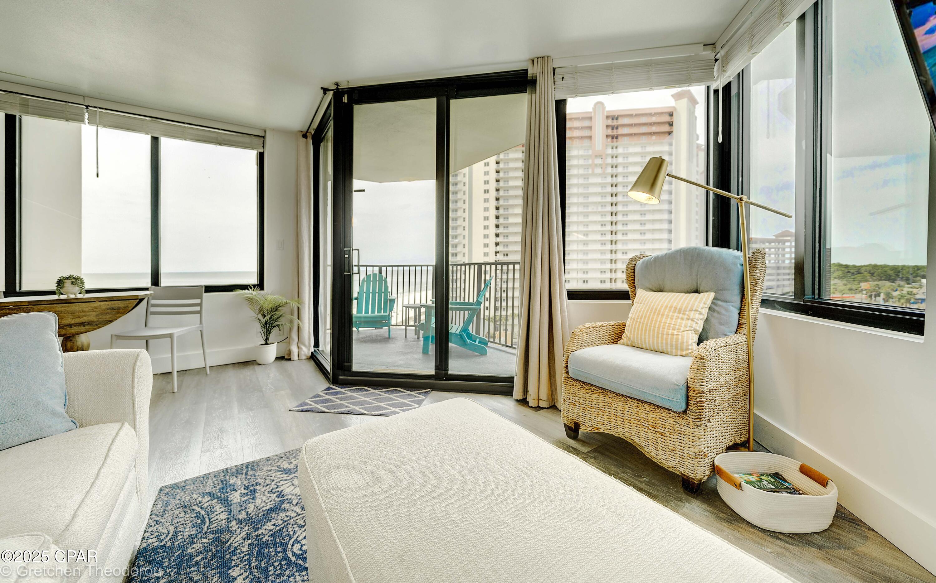 Image 9 For 9850 Thomas Drive 912w