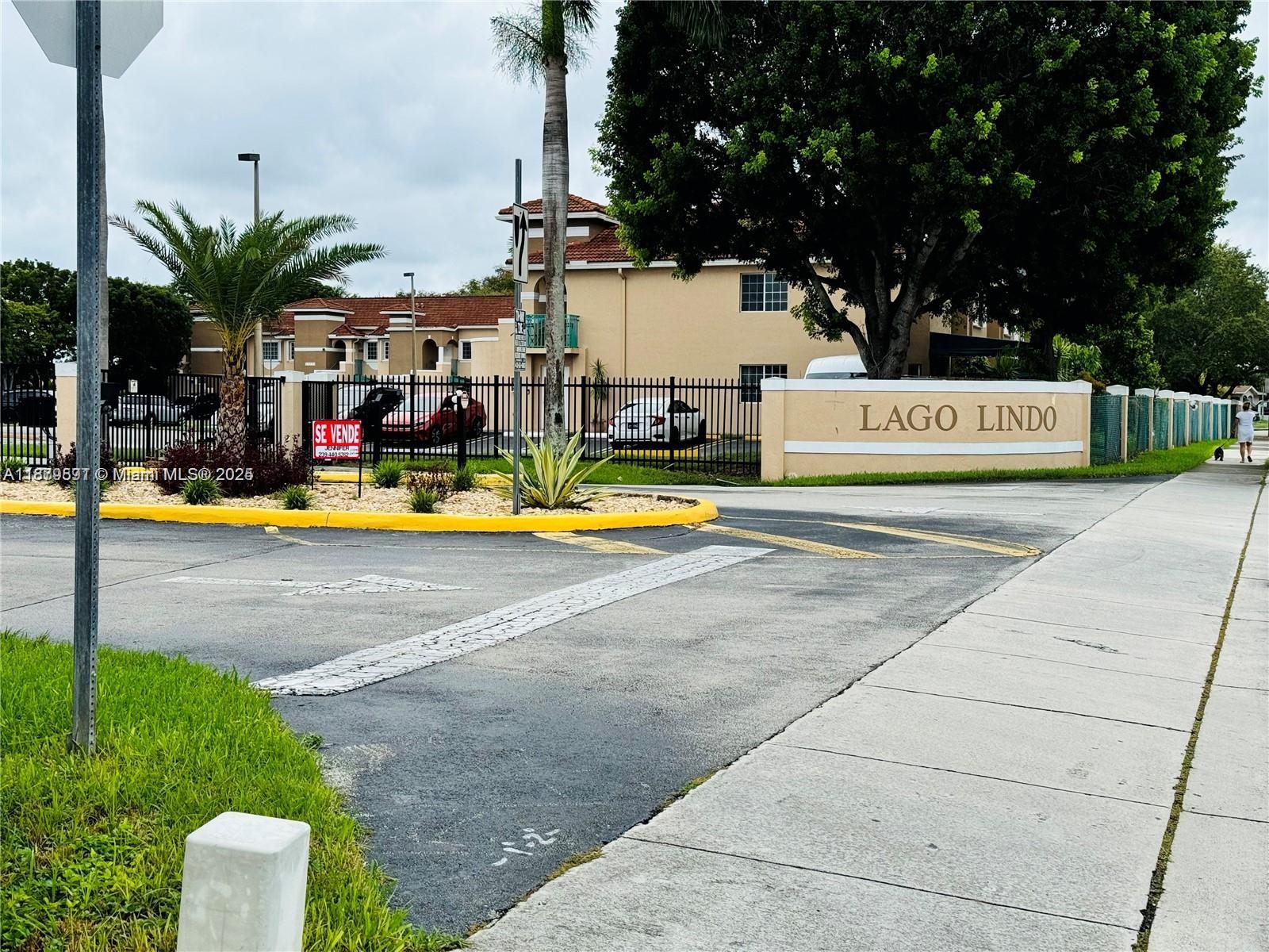 Lago Lindo Townvillas Con