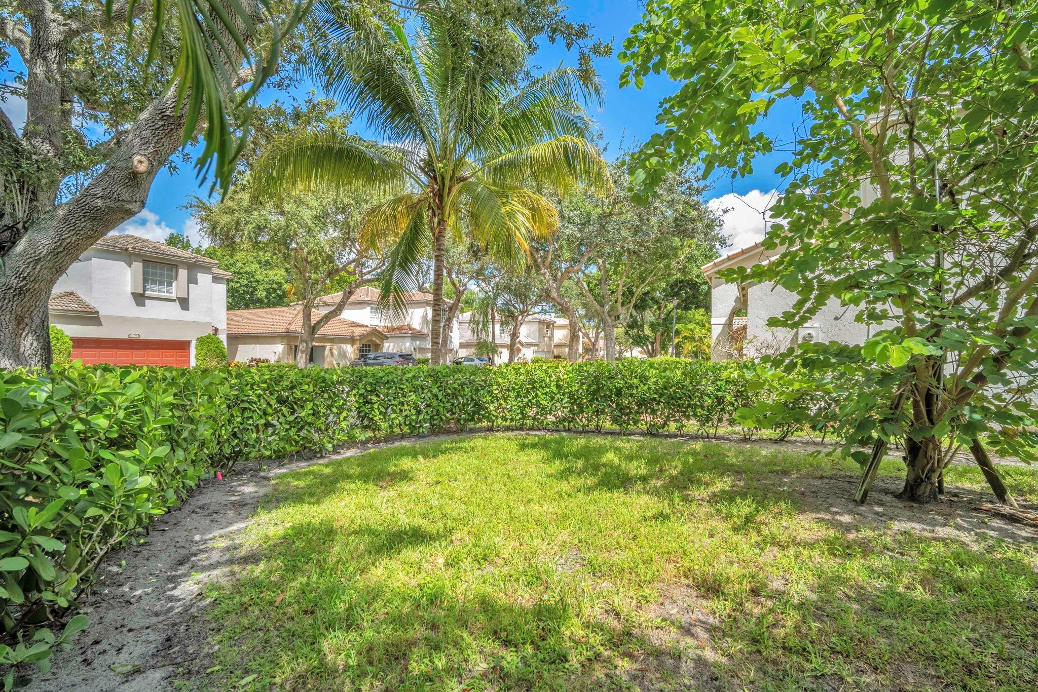 Homes for sale in Coconut Creek, FL | 5319 Eagle Cay Way, Coconut Creek, FL 33073 | MLS# F10526742