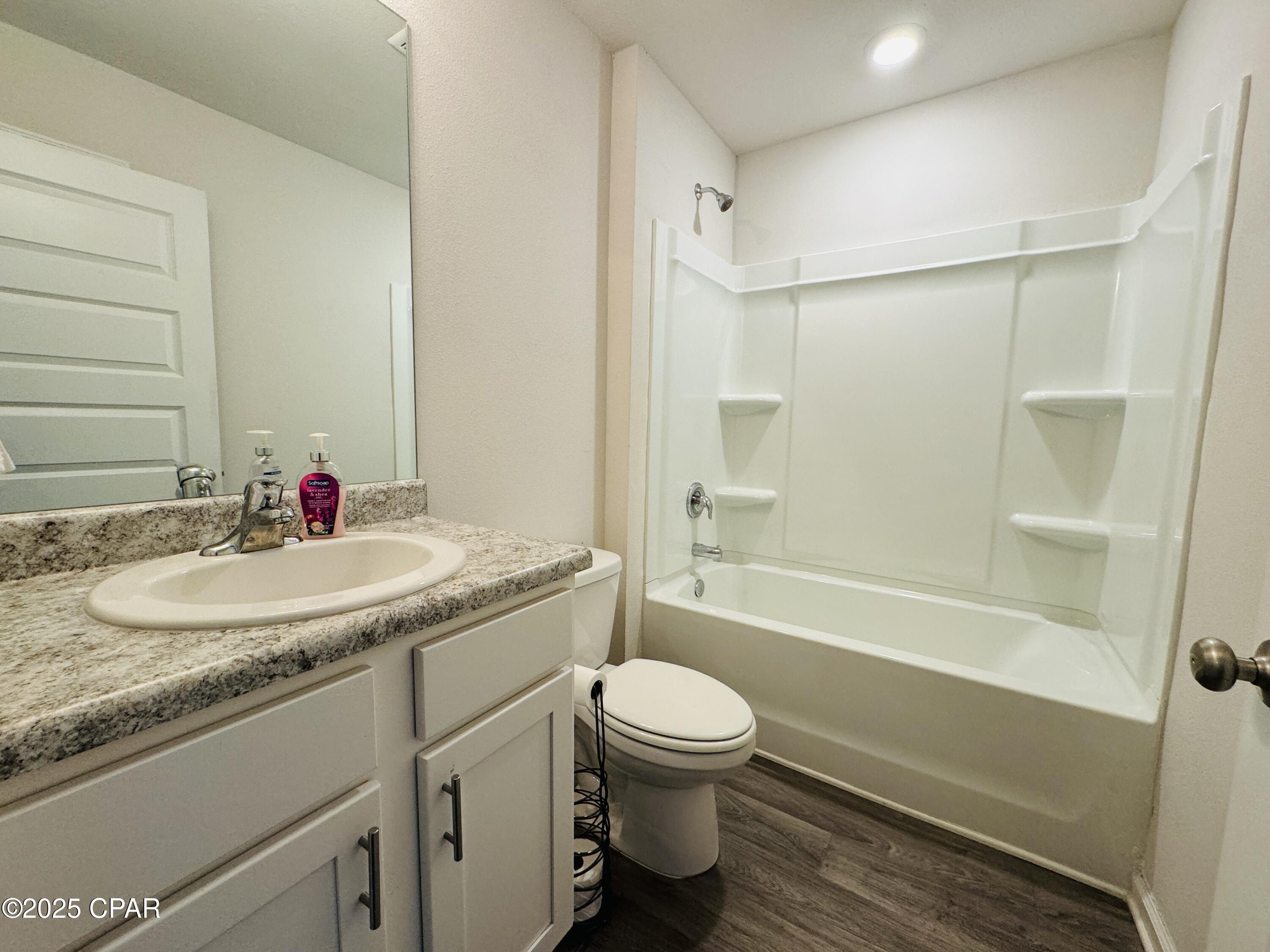 Image 17 For 4011 Silver Spur Road