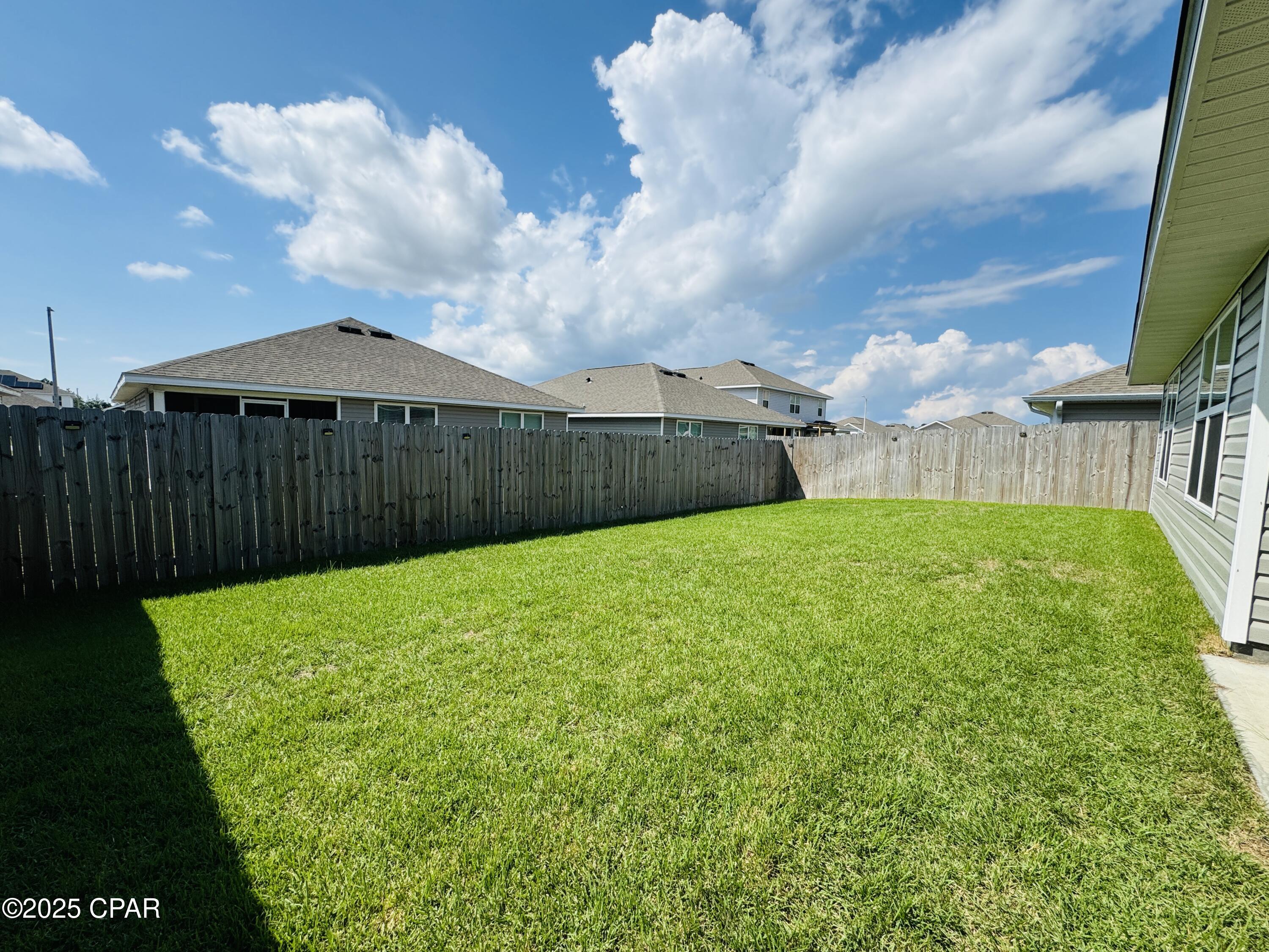 Image 18 For 4011 Silver Spur Road