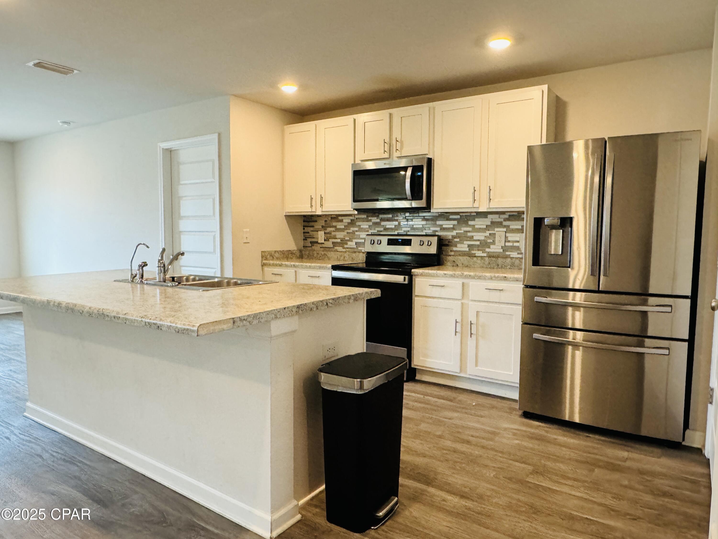 Image 2 For 4011 Silver Spur Road