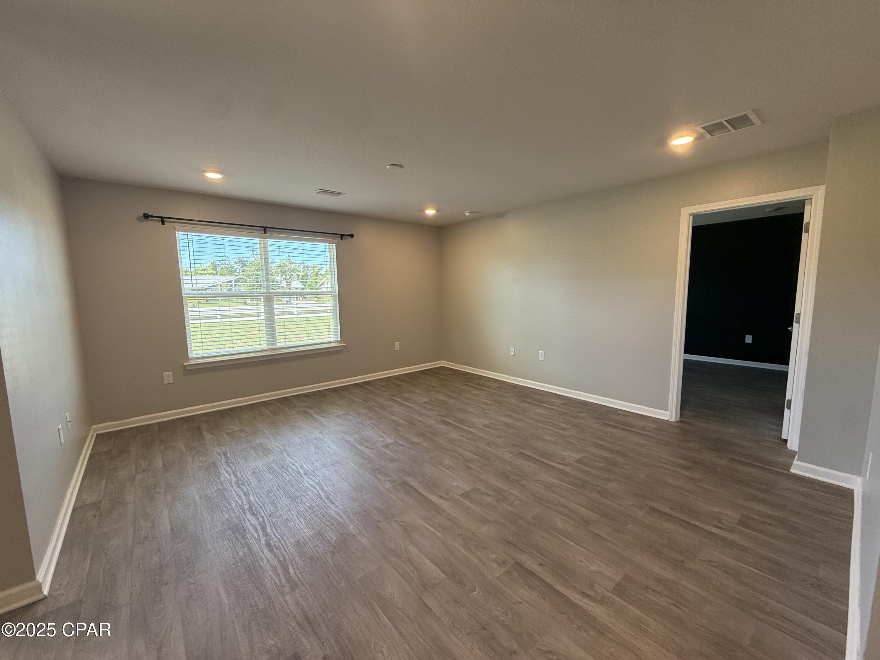 Image 2 For 255 Ryder Lane