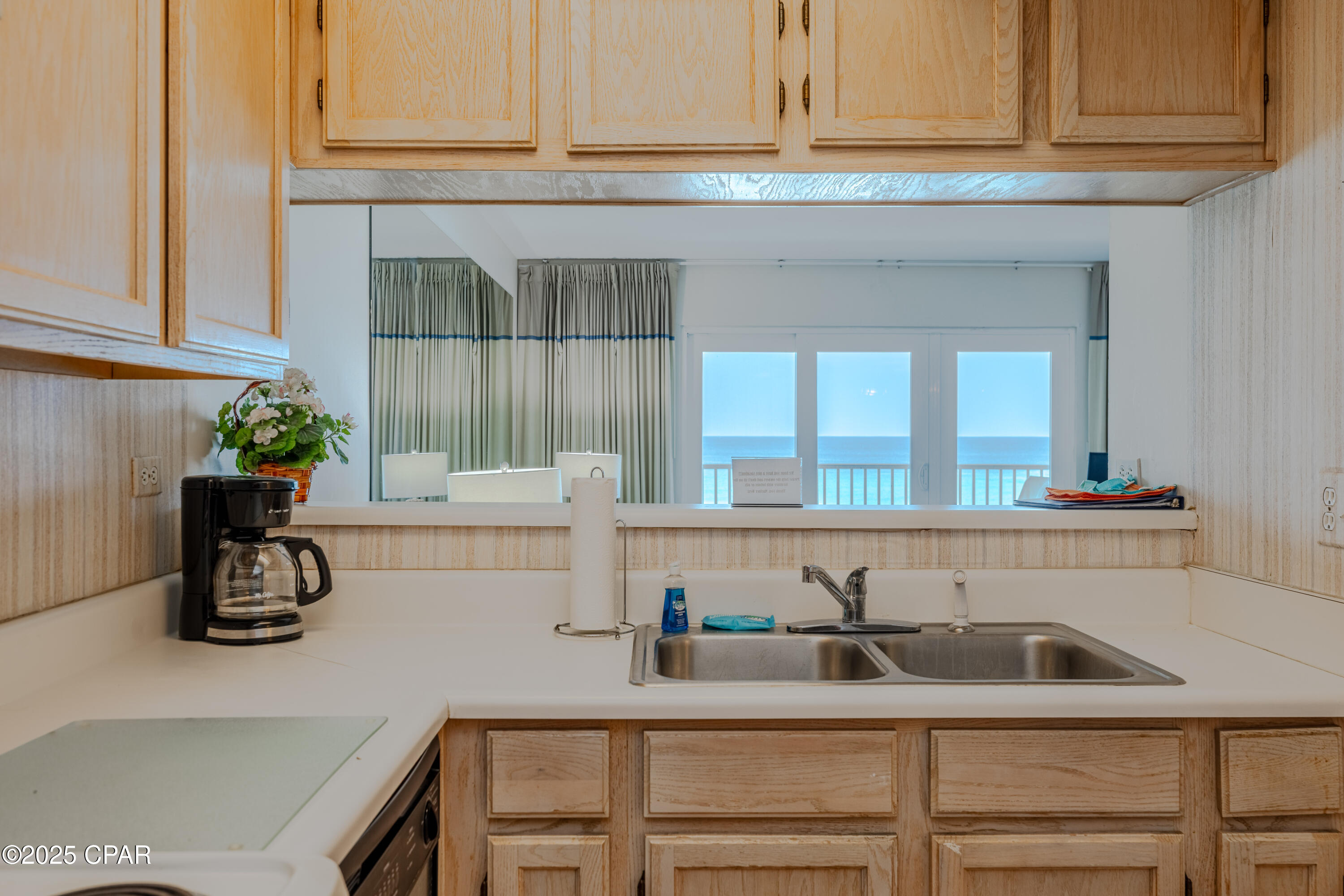 Image 14 For 6213 Thomas Drive 405