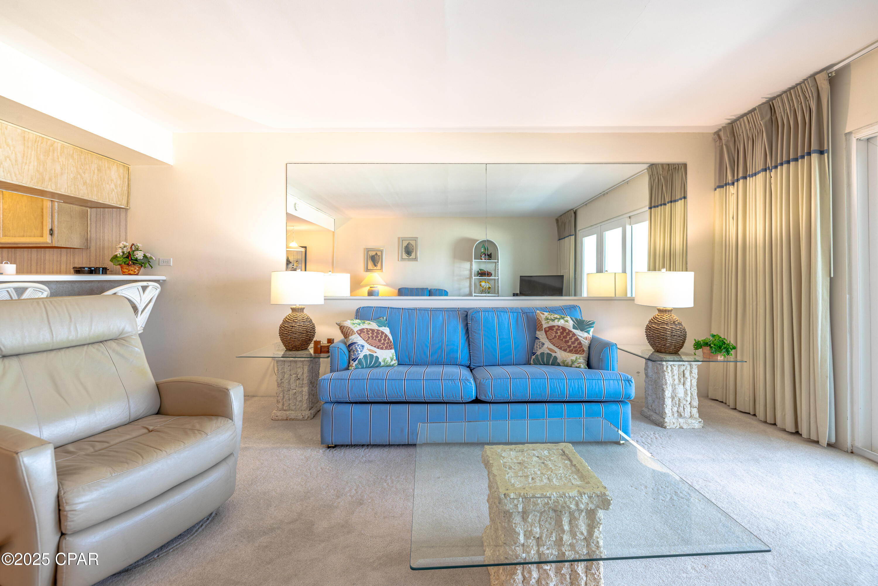 Image 6 For 6213 Thomas Drive 405