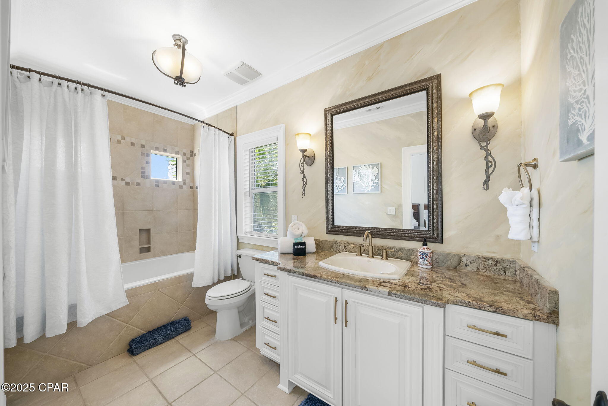 Image 52 For 4702 Seastar Vista