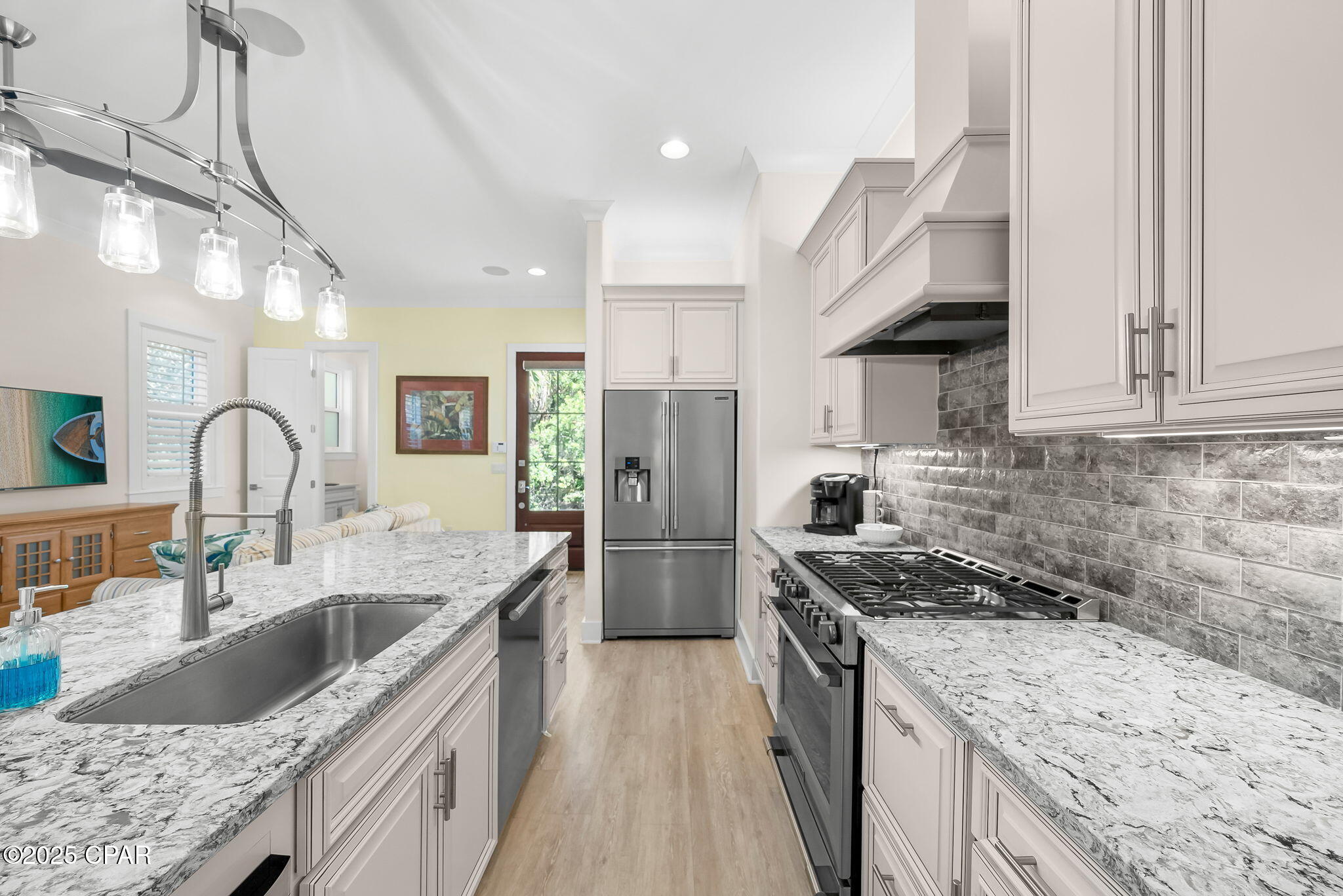 Image 67 For 4702 Seastar Vista