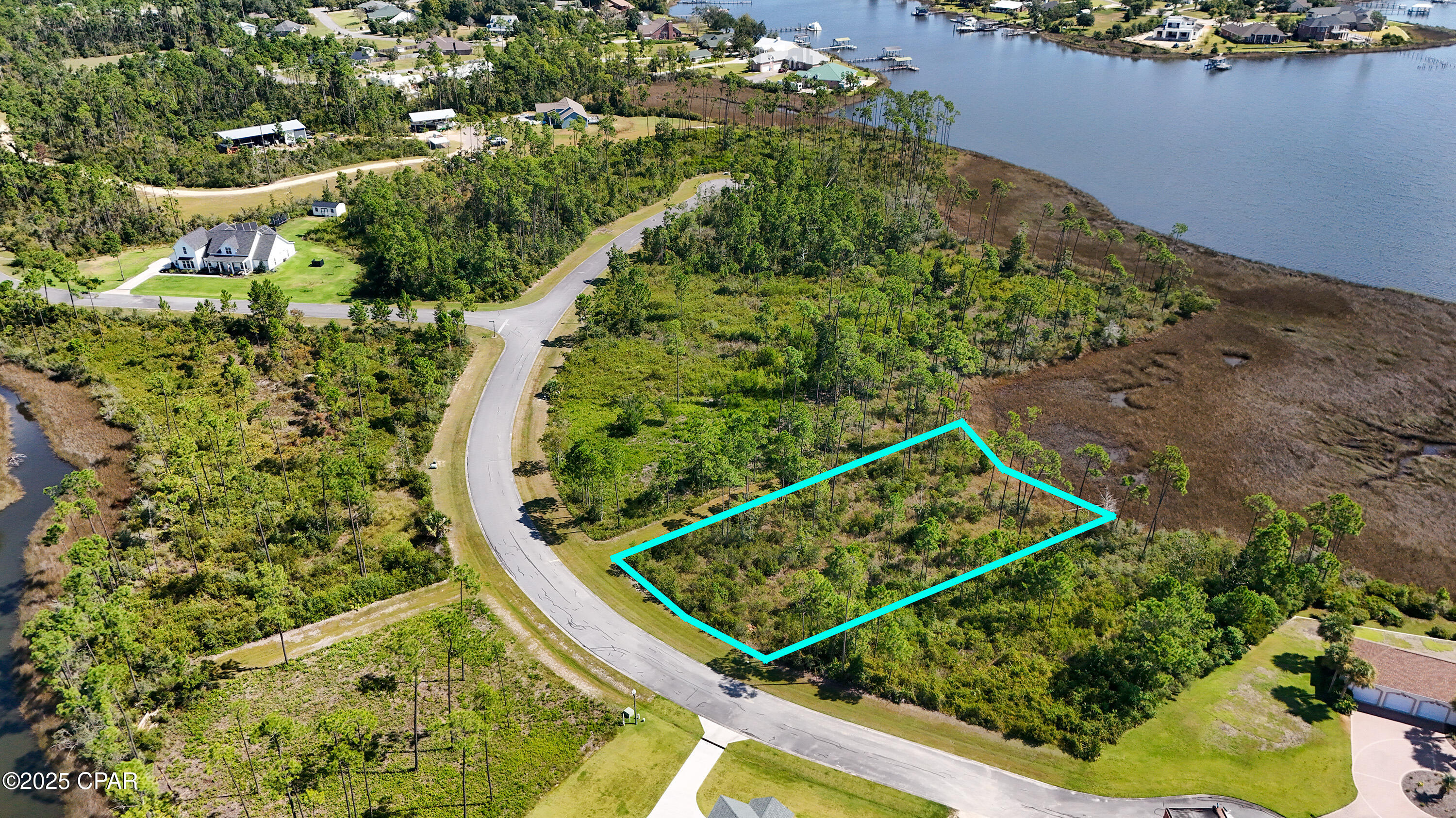 Image 2 For 709 Island Court