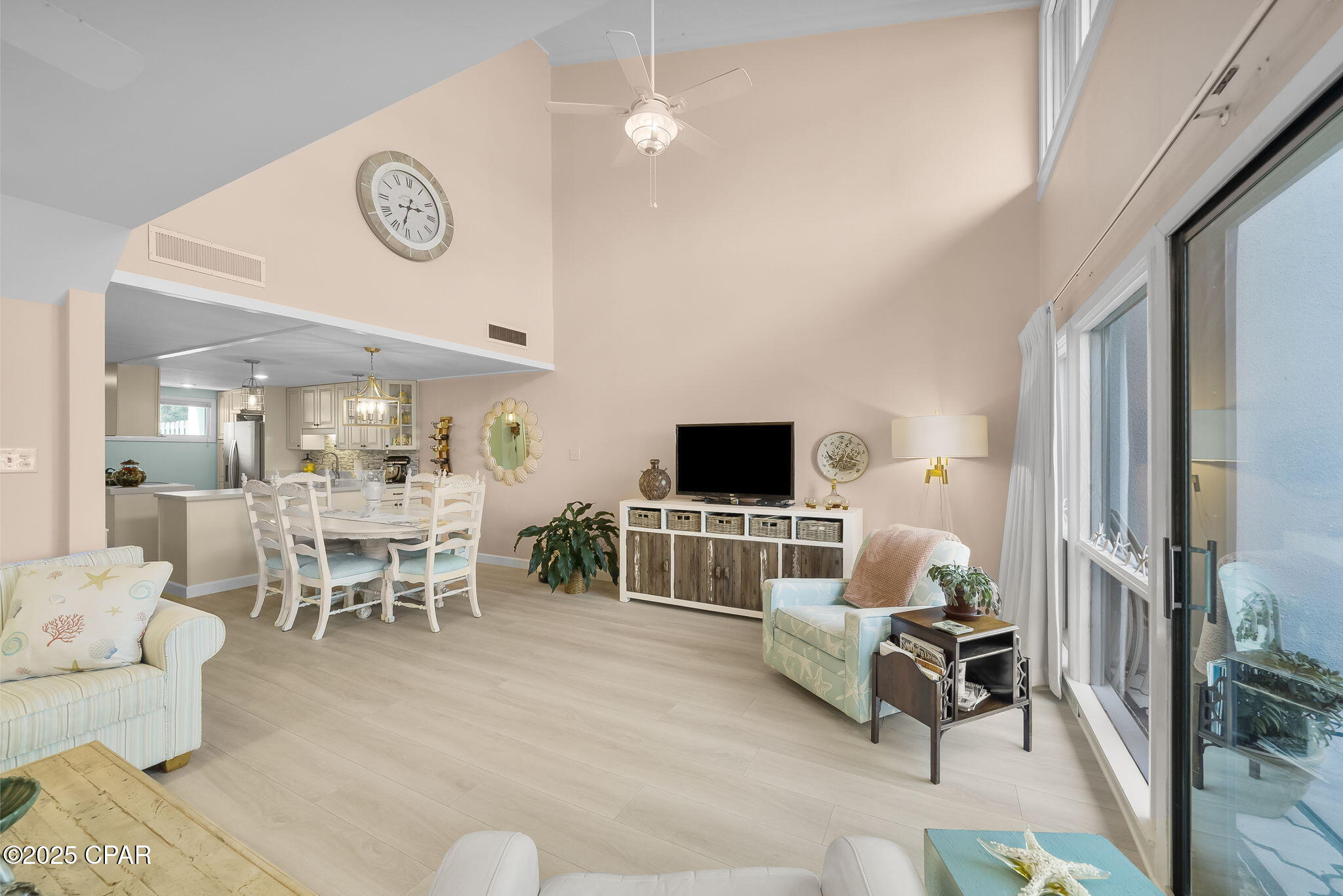 Image 14 For 22400 Front Beach Road 24