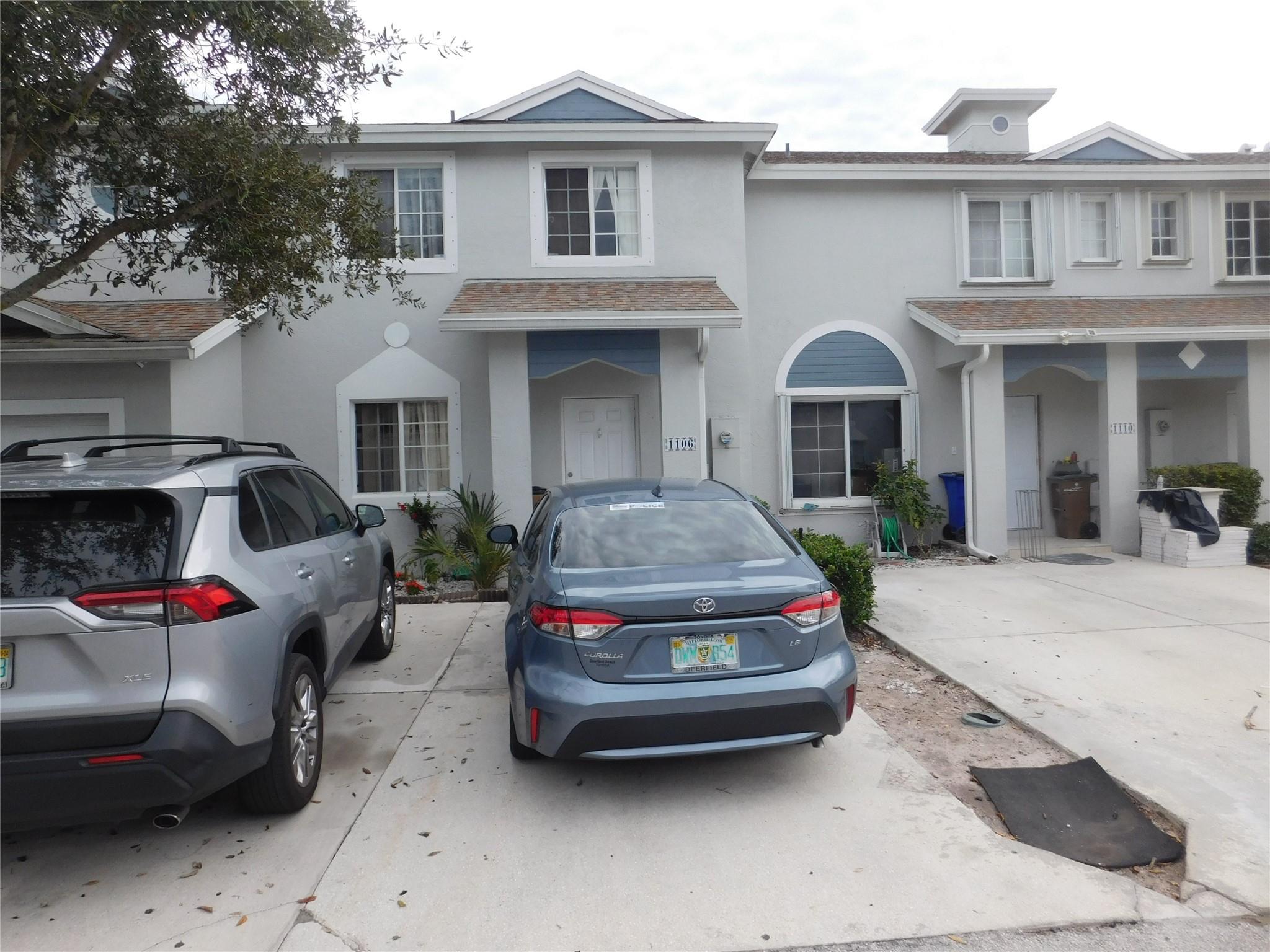 Homes for sale in Deerfield Beach, FL | 1106 Sw 44th Way, Deerfield Beach, FL 33442 | MLS# F10526392