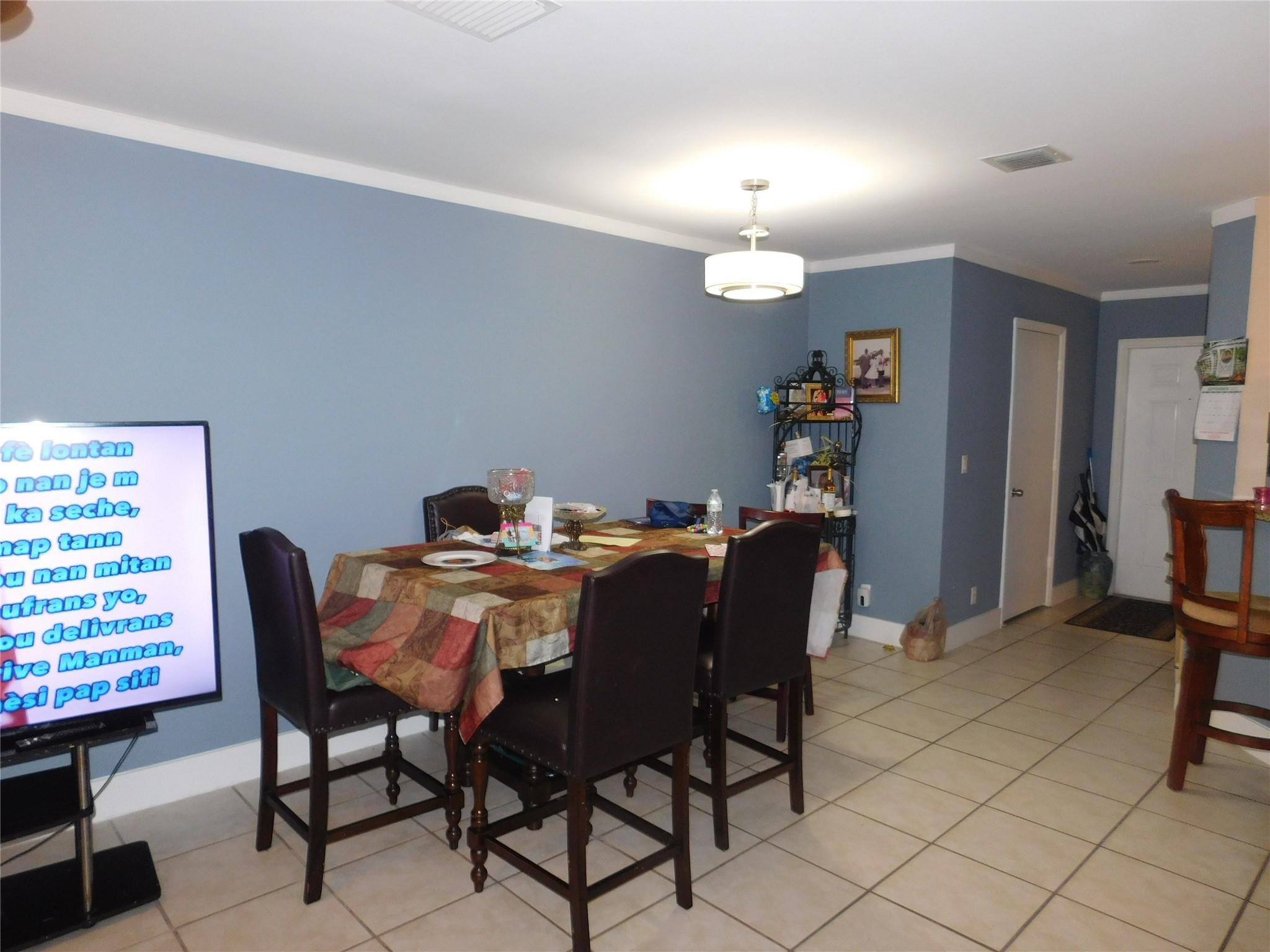 Homes for sale in Deerfield Beach, FL | 1106 Sw 44Th Way, Deerfield Beach, FL 33442 | MLS# F10526392