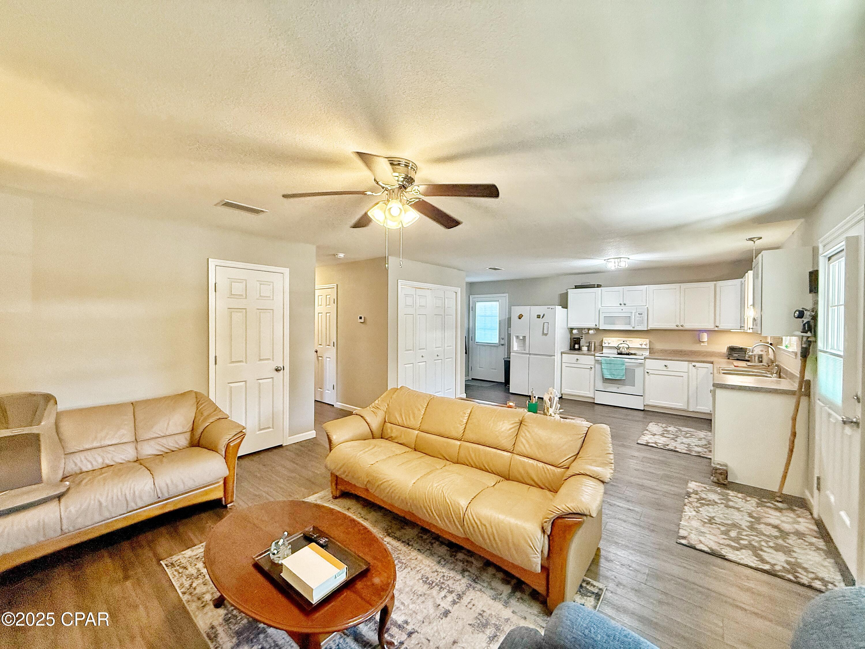 Image 6 For 6589 Grand Oak Loop