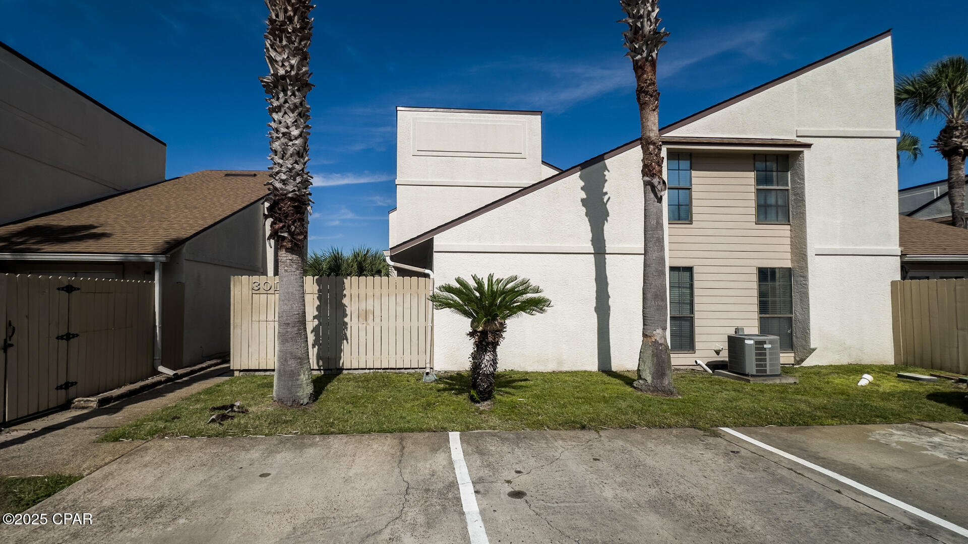 Image 24 For 17462 Front Beach 30 D Road 30d