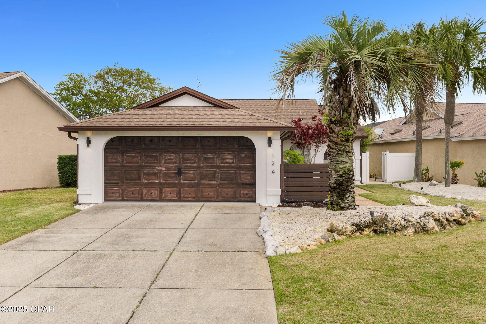 Image 2 For 124 Glades Turn