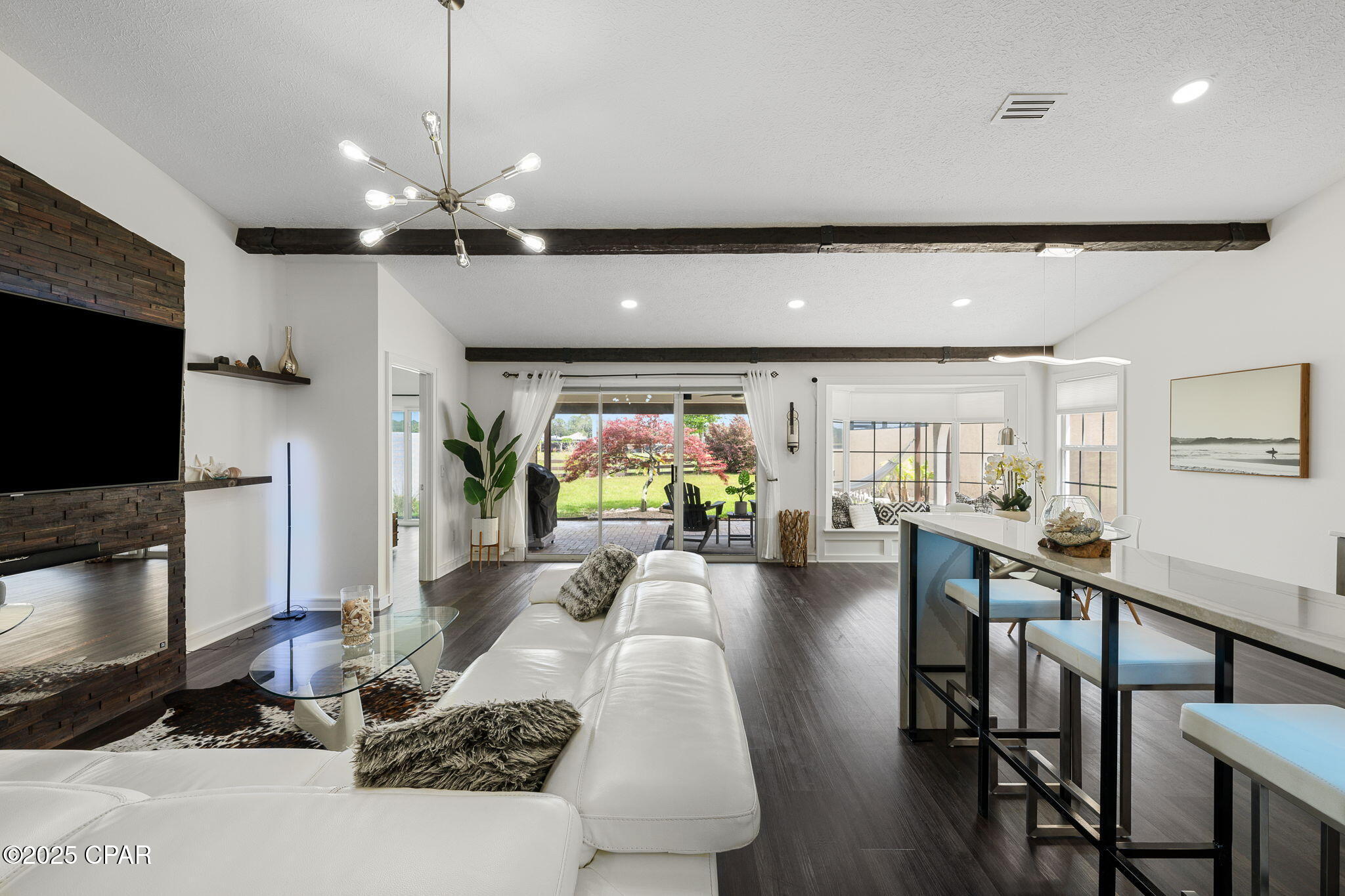 Image 6 For 124 Glades Turn