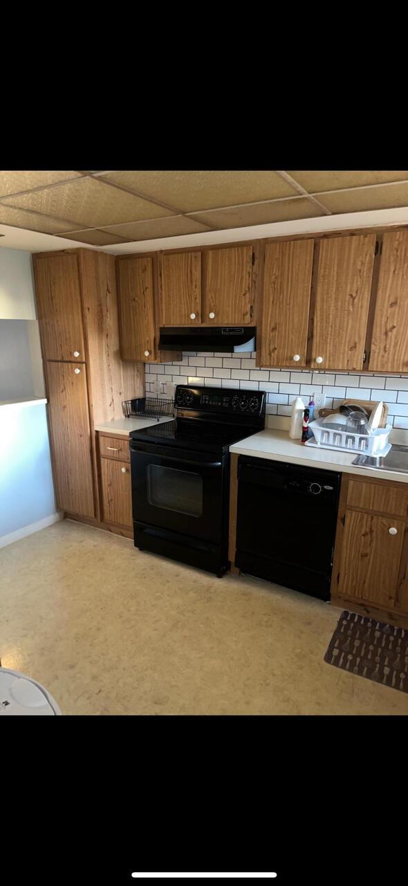 Homes for sale in Lake Worth, FL | 3186 Via Poinciana #211, Lake Worth, FL 33467 | MLS# R11124656