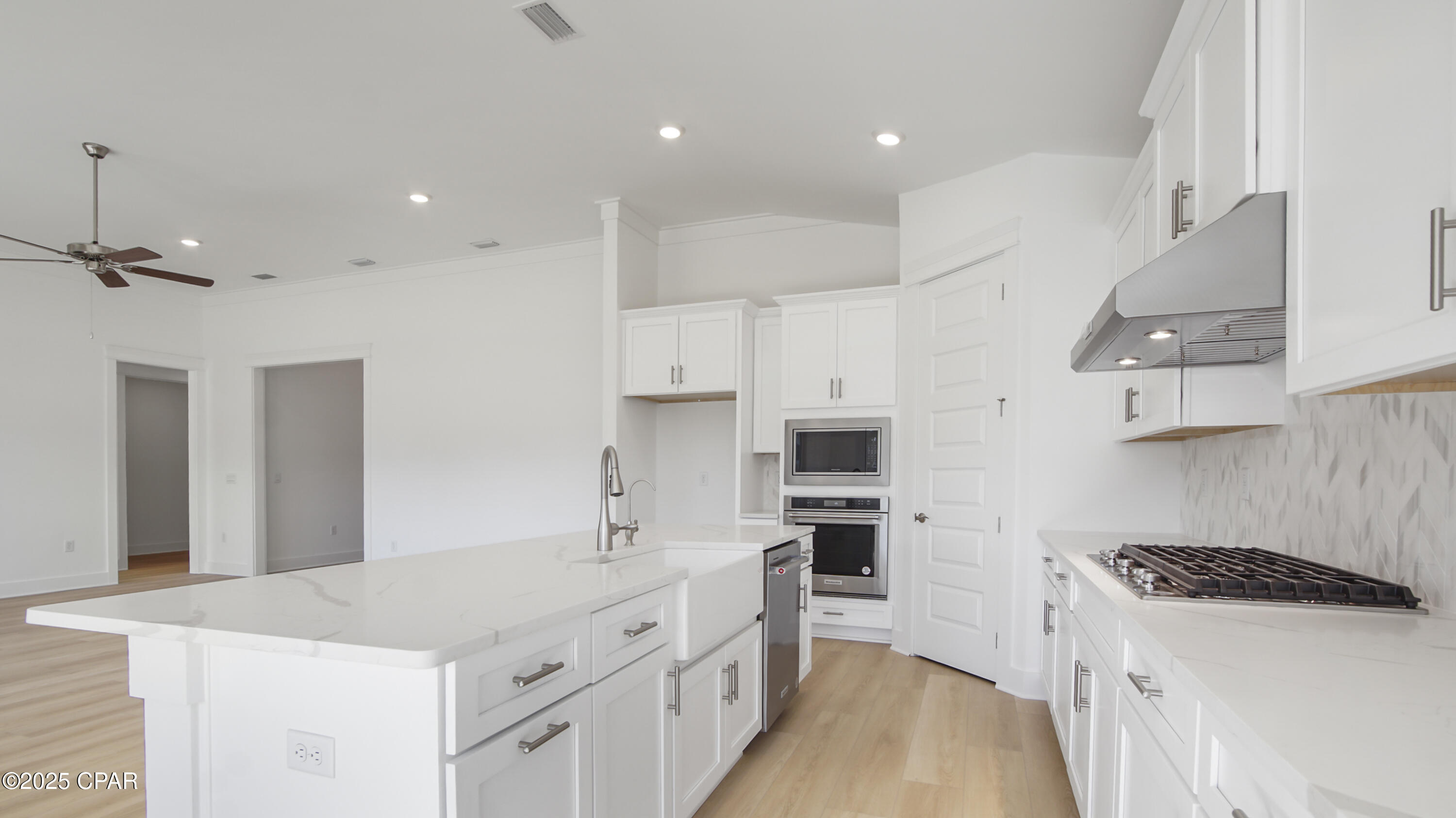 Image 12 For 420 Newman Bayou Boulevard