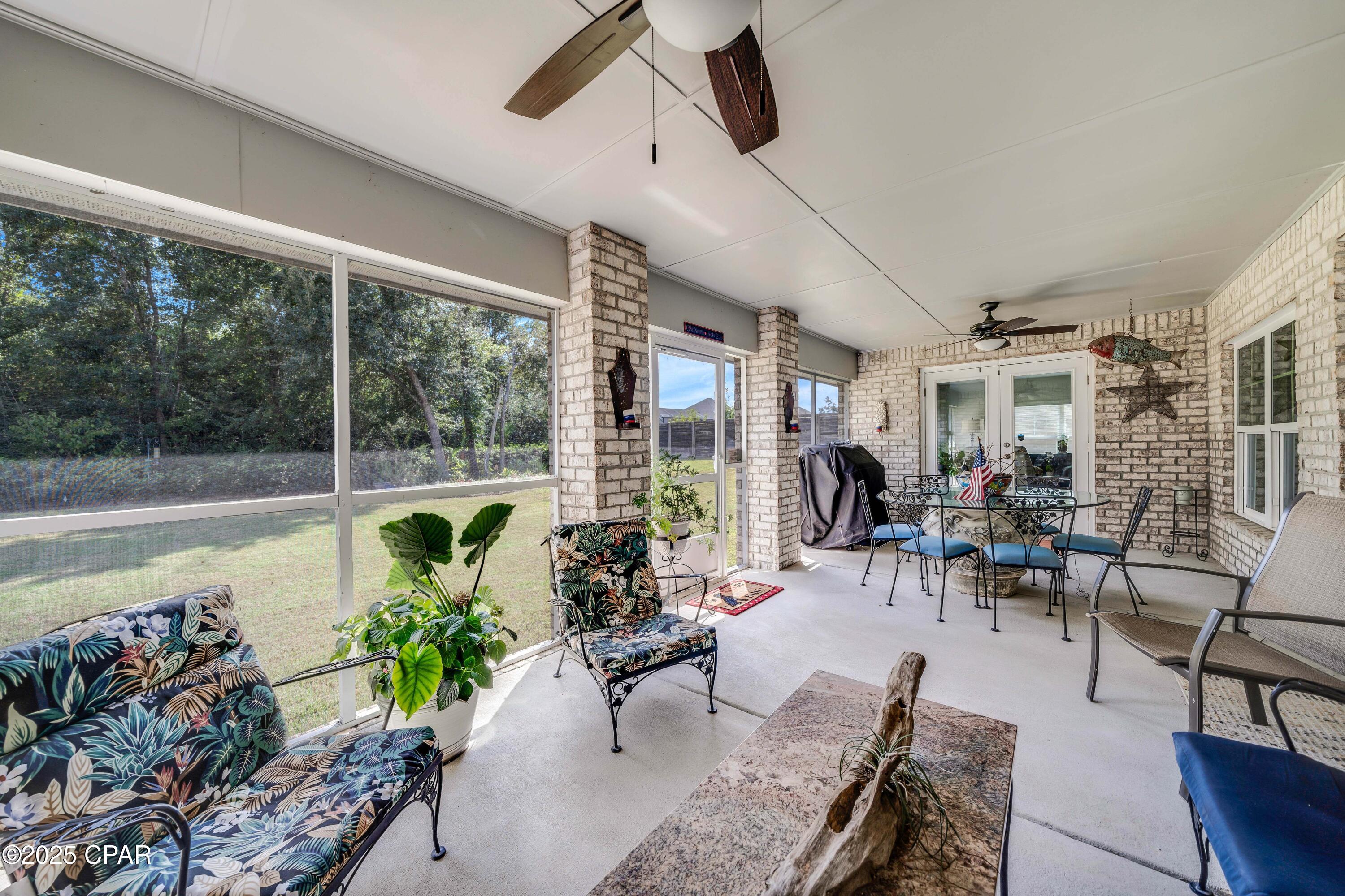 Image 38 For 160 Lake Merial Boulevard