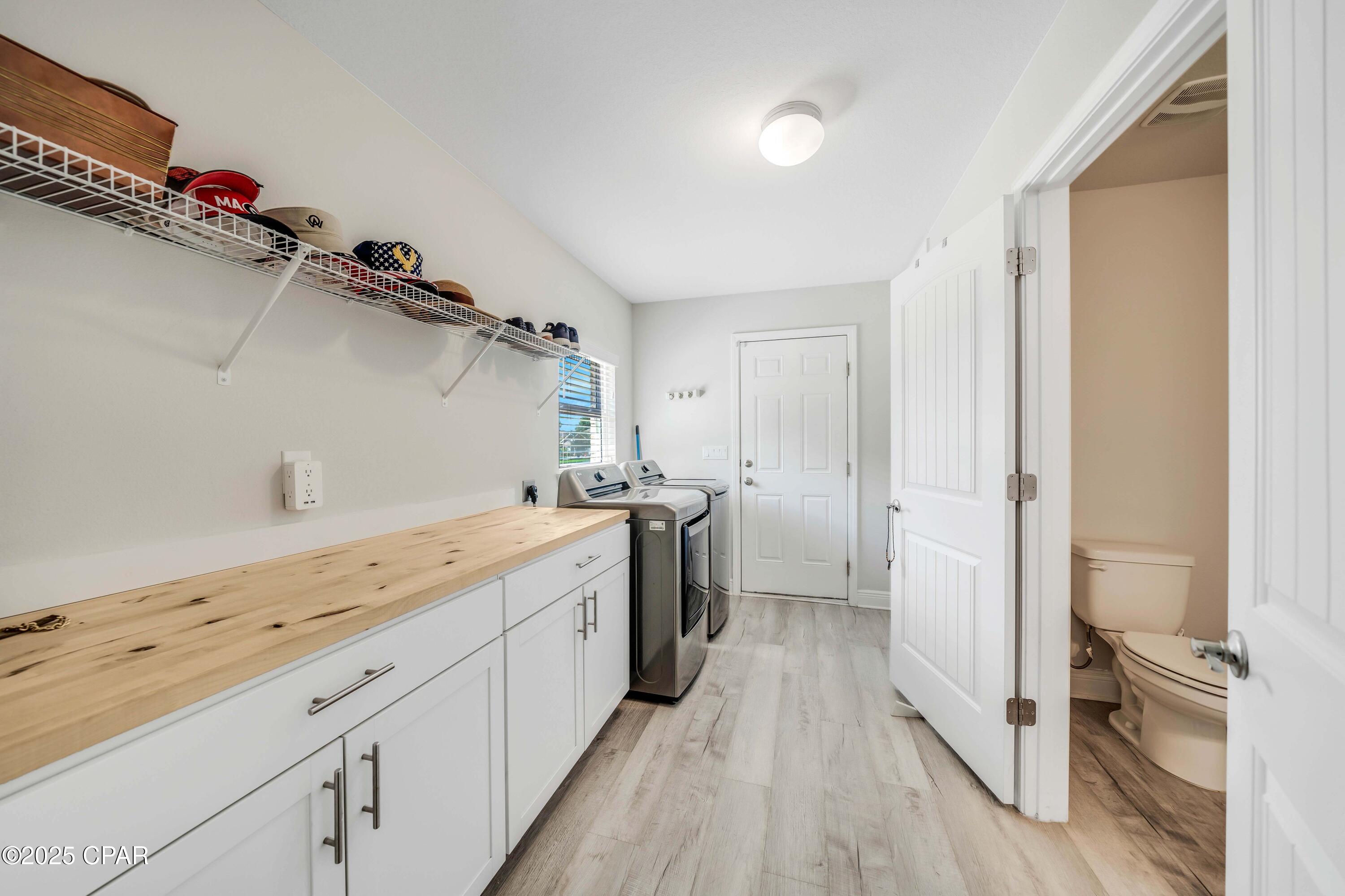 Image 40 For 160 Lake Merial Boulevard