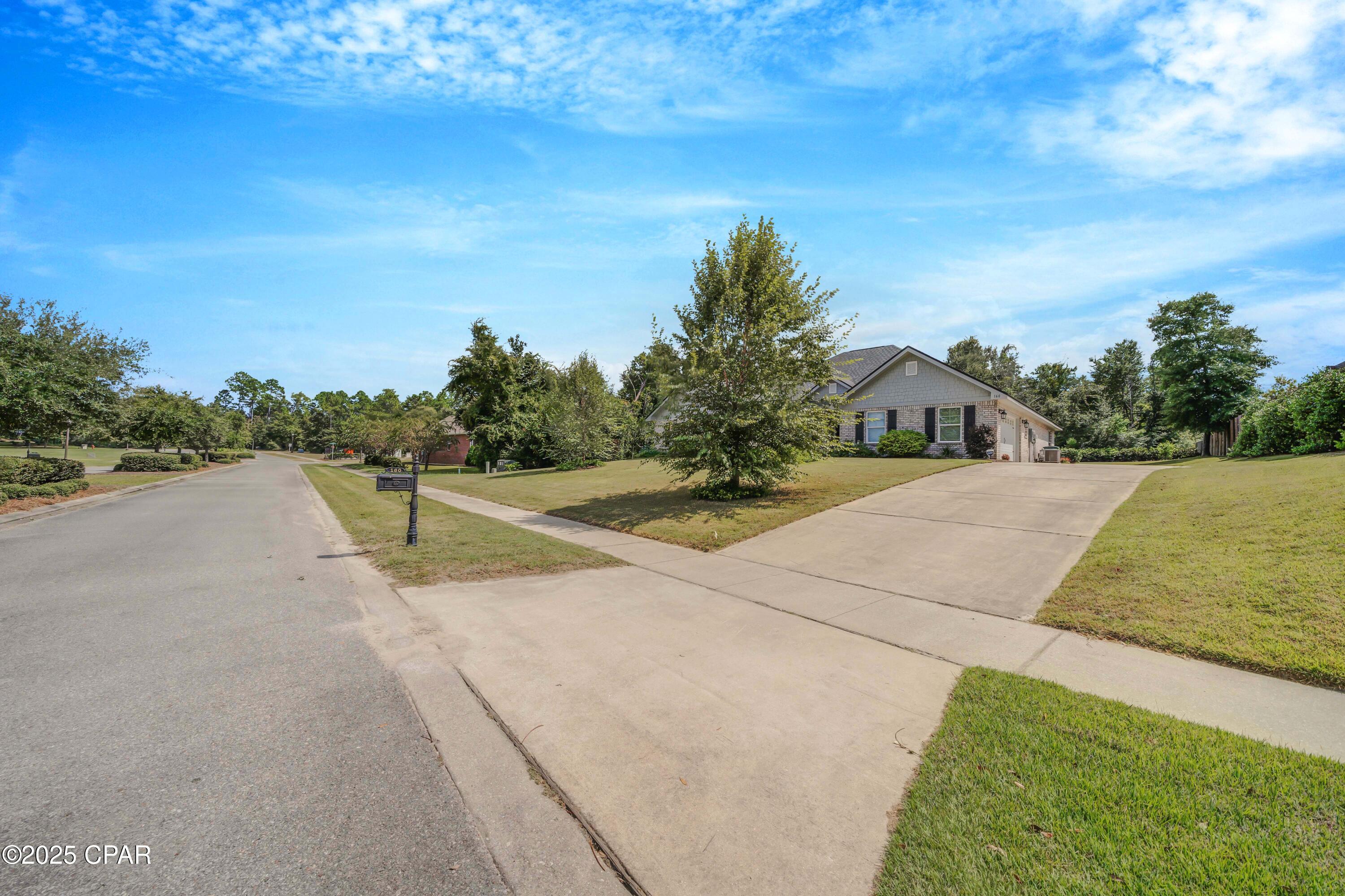 Image 43 For 160 Lake Merial Boulevard