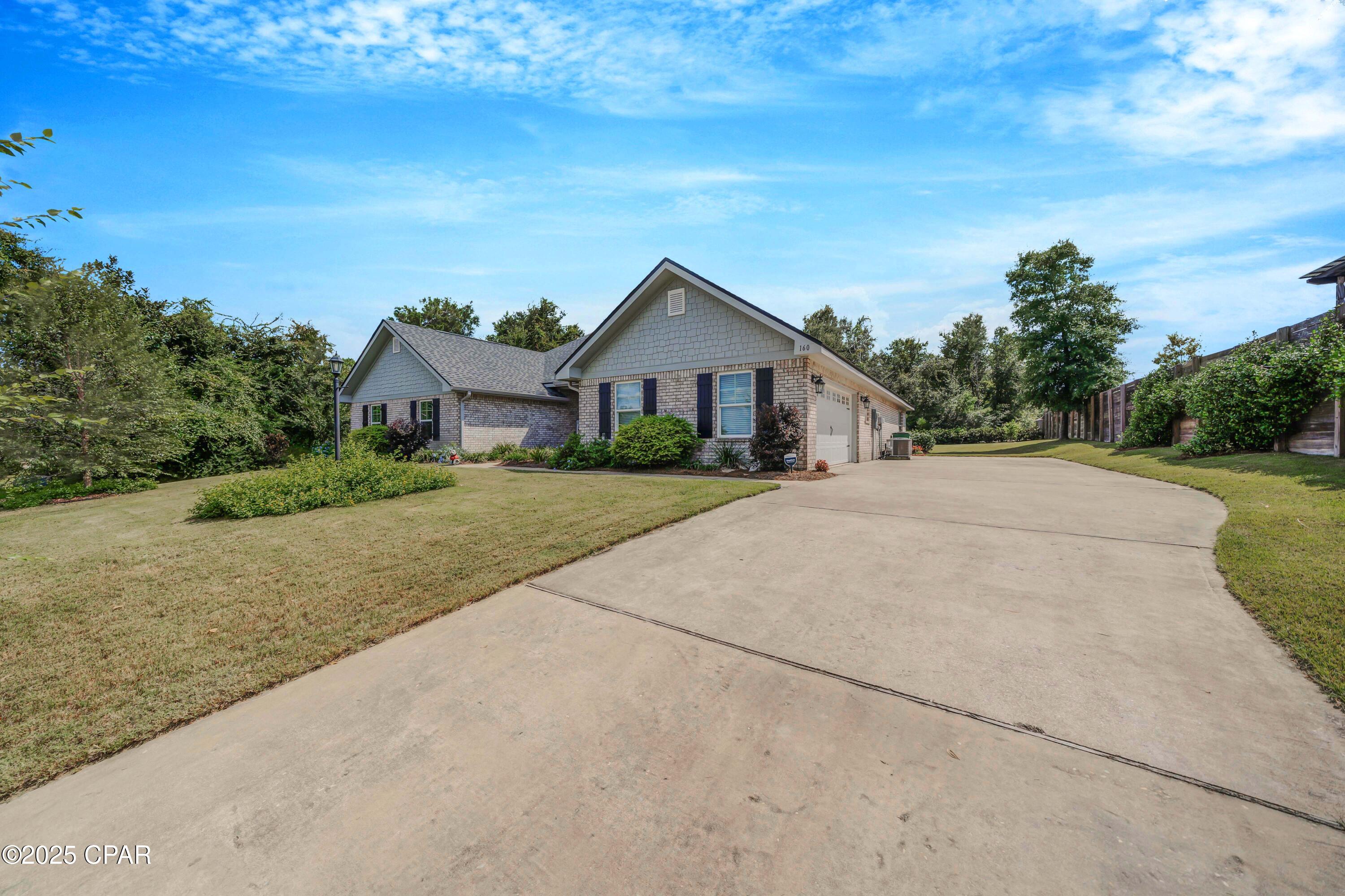 Image 43 For 160 Lake Merial Boulevard