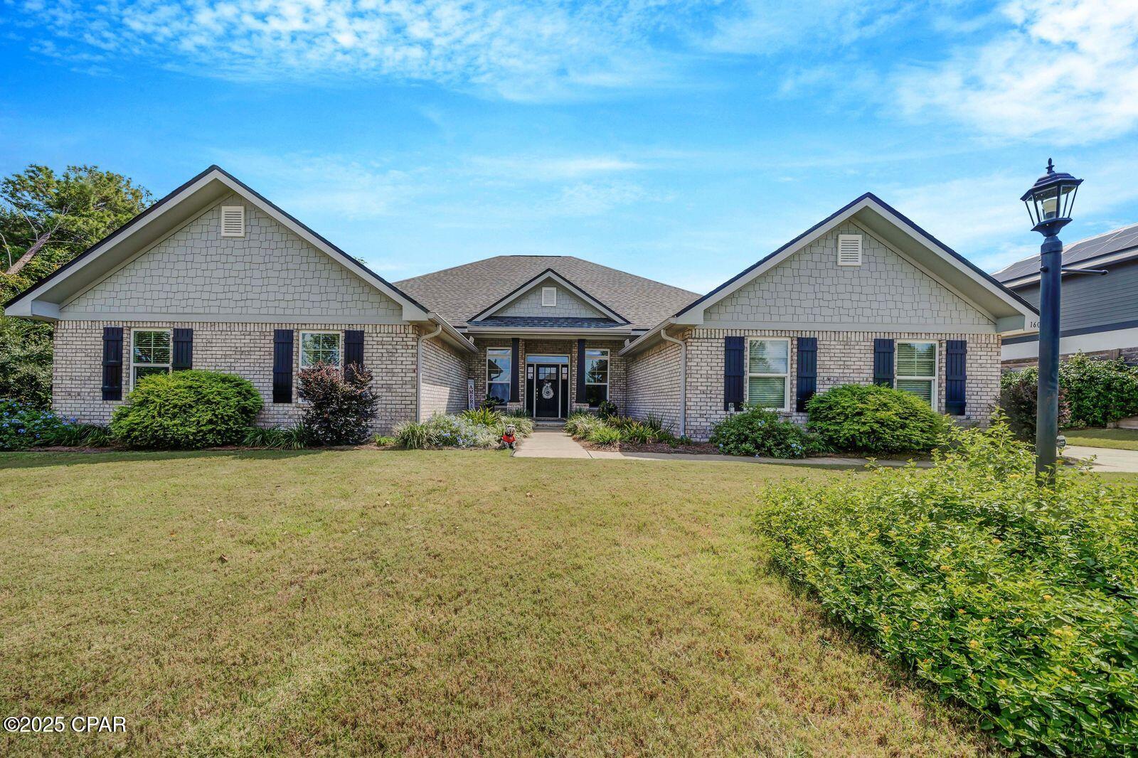 Image 47 For 160 Lake Merial Boulevard