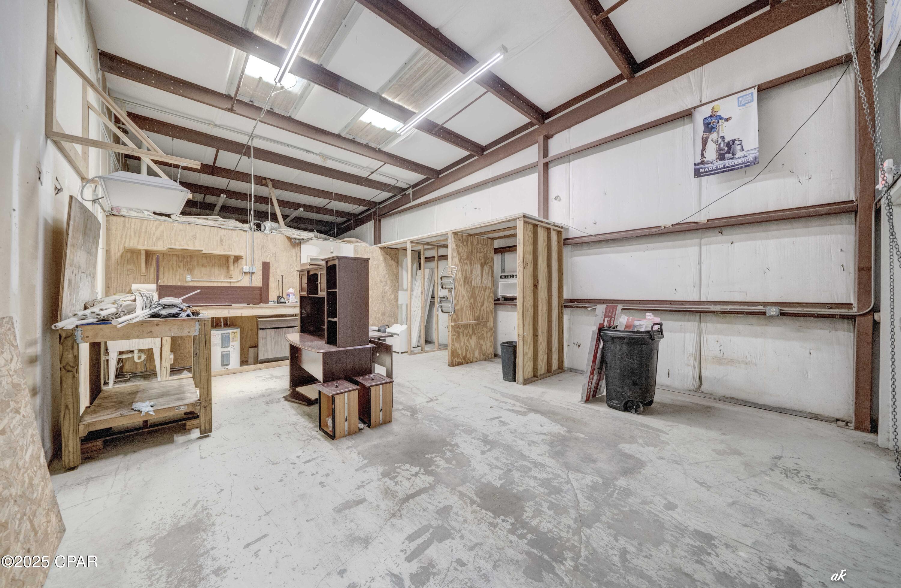 Image 17 For 512 Commerce Drive A