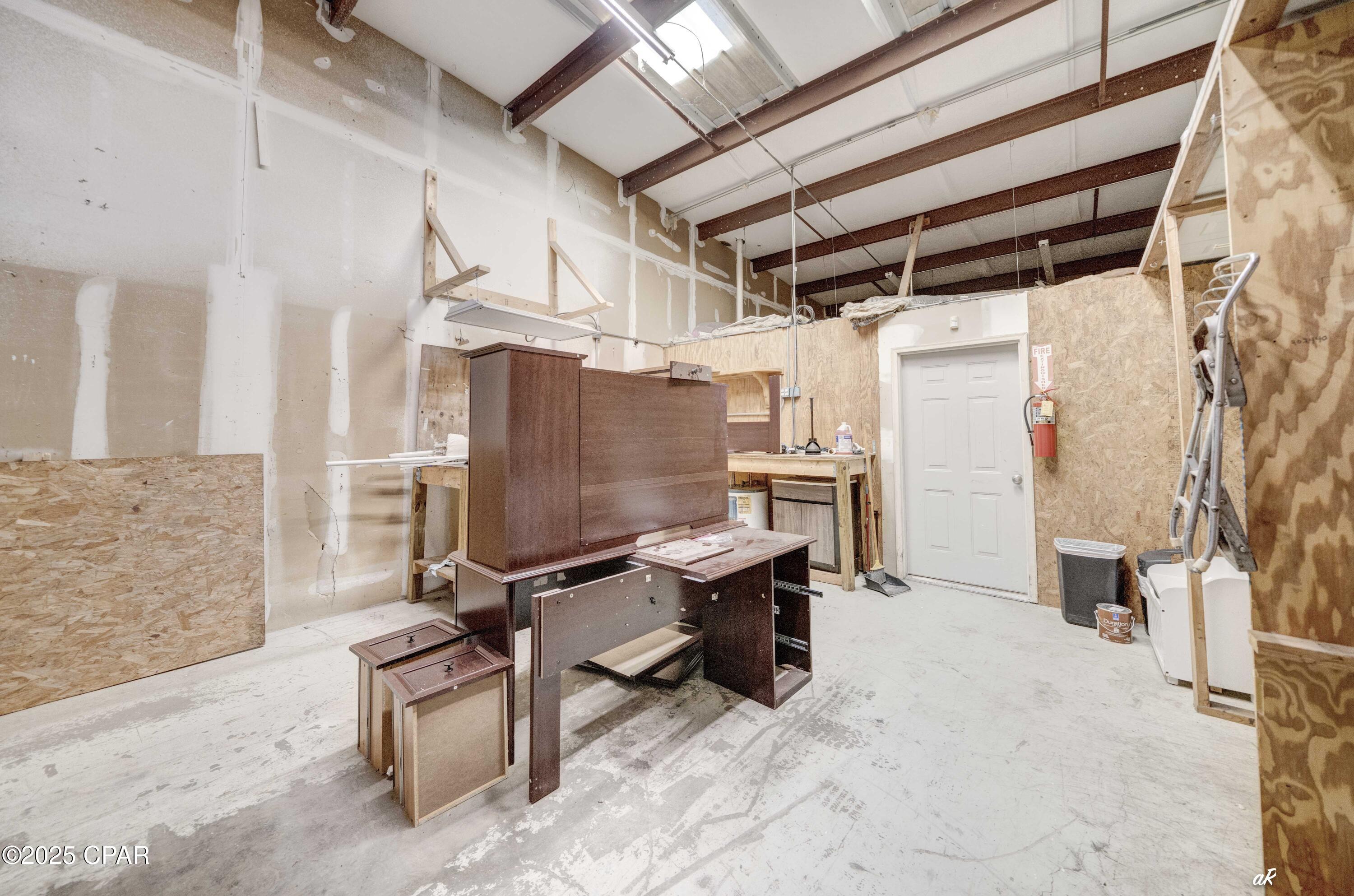 Image 18 For 512 Commerce Drive A