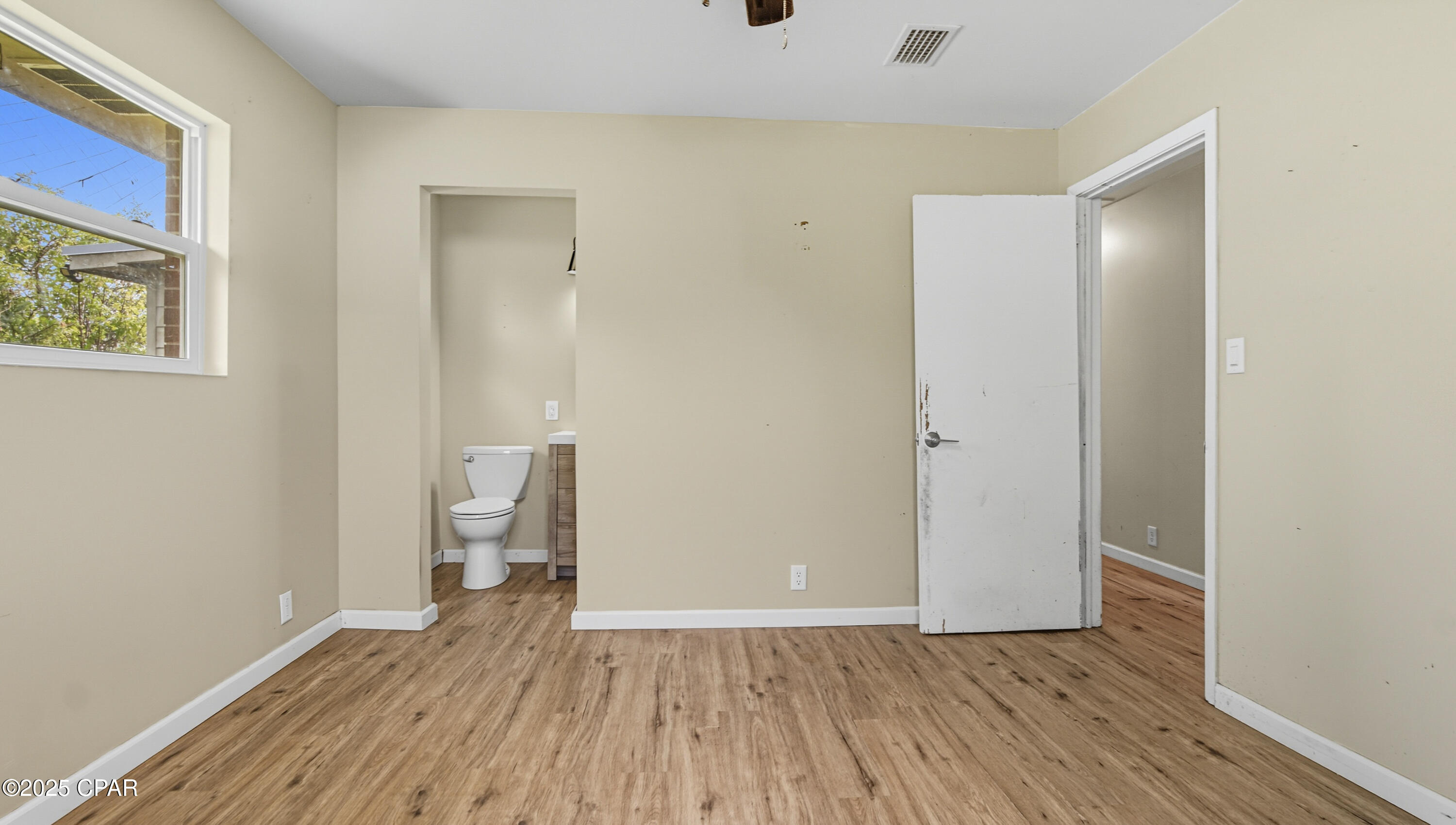 Image 21 For 1112 Earl Avenue