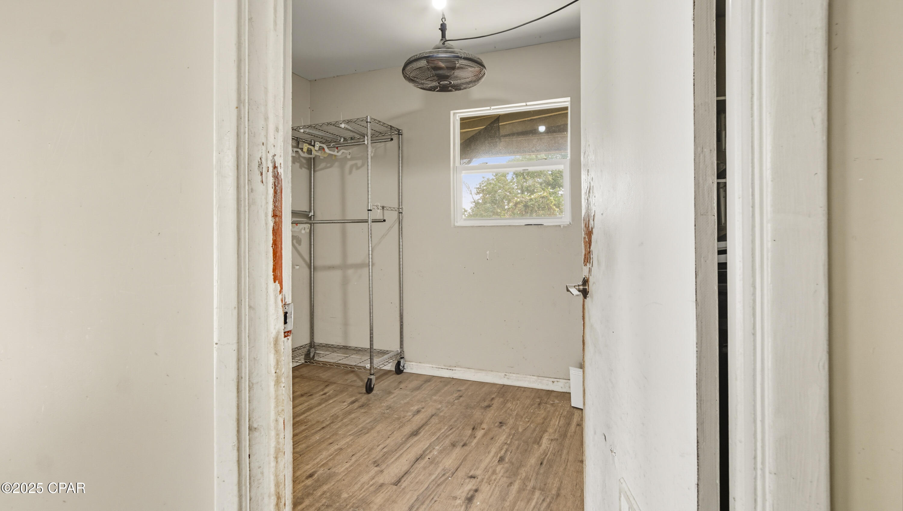 Image 26 For 1112 Earl Avenue