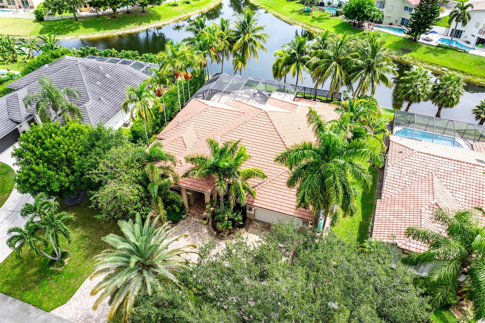 Homes for sale in Parkland, FL | 6020 Nw 60th Ave, Parkland, FL 33067 | MLS# F10526888