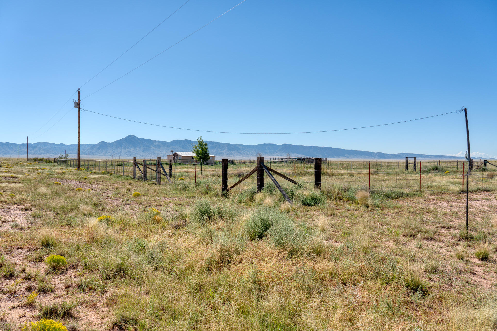 Homes for sale in Veguita, NM | 3301 Cuchilla Dr, Veguita, NM 87062 | MLS# 1091521