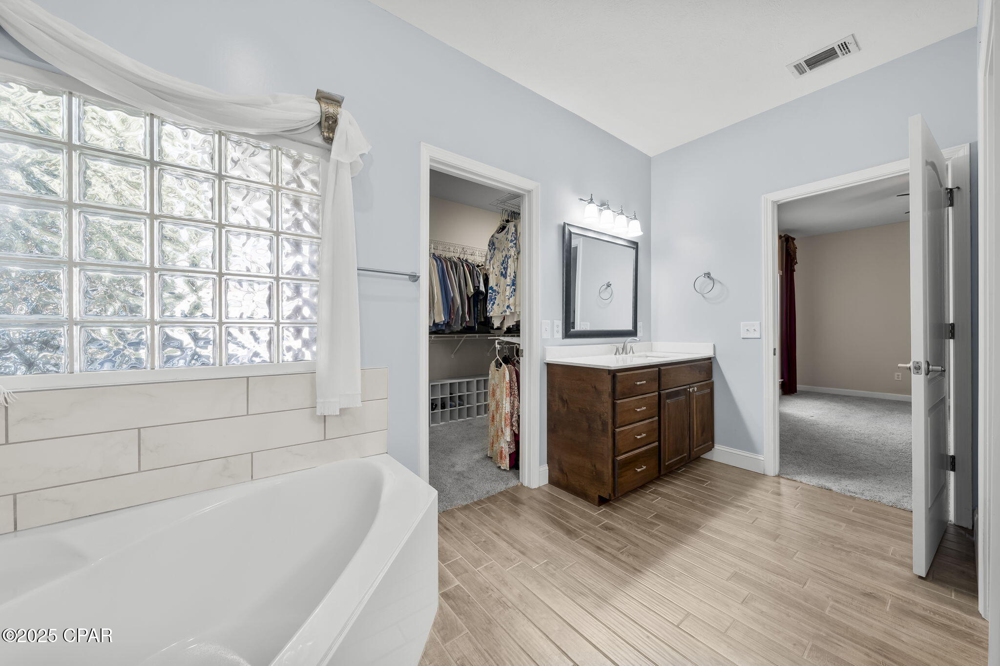 Image 26 For 3262 Country Club Drive