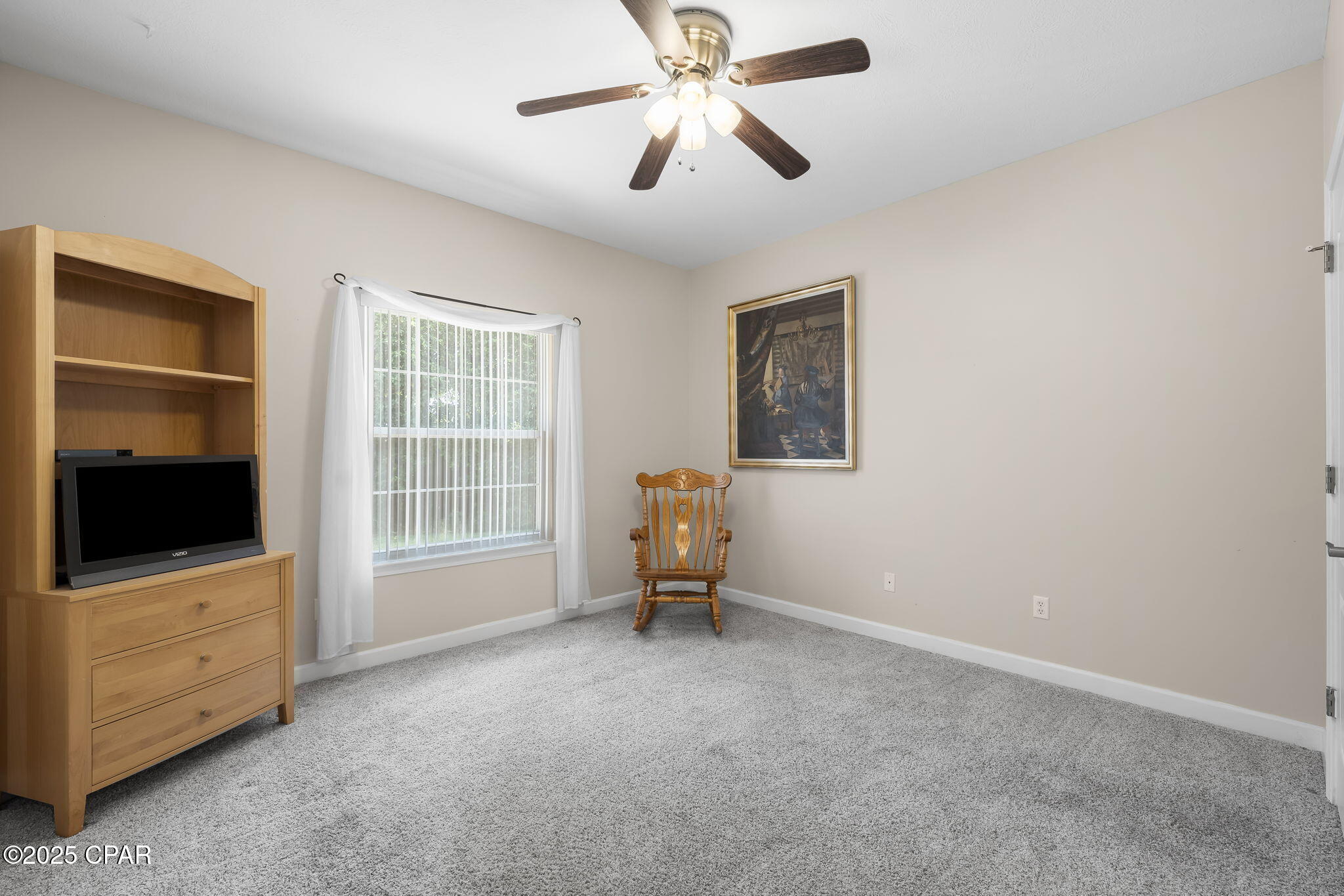 Listing photo id 32 for 3262 Country Club Drive