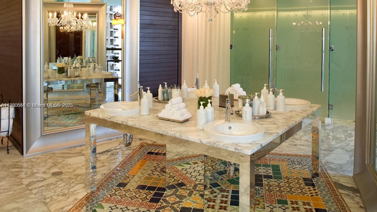 495 Brickell Ave #2702, Miami FL 33131