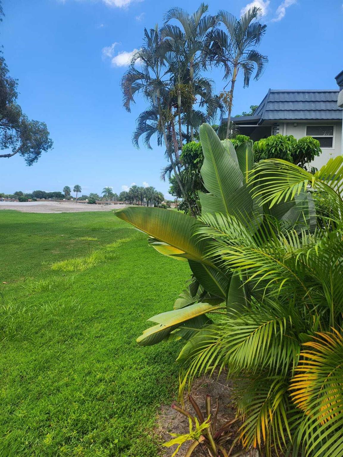 Kings Point Tuscany Condo