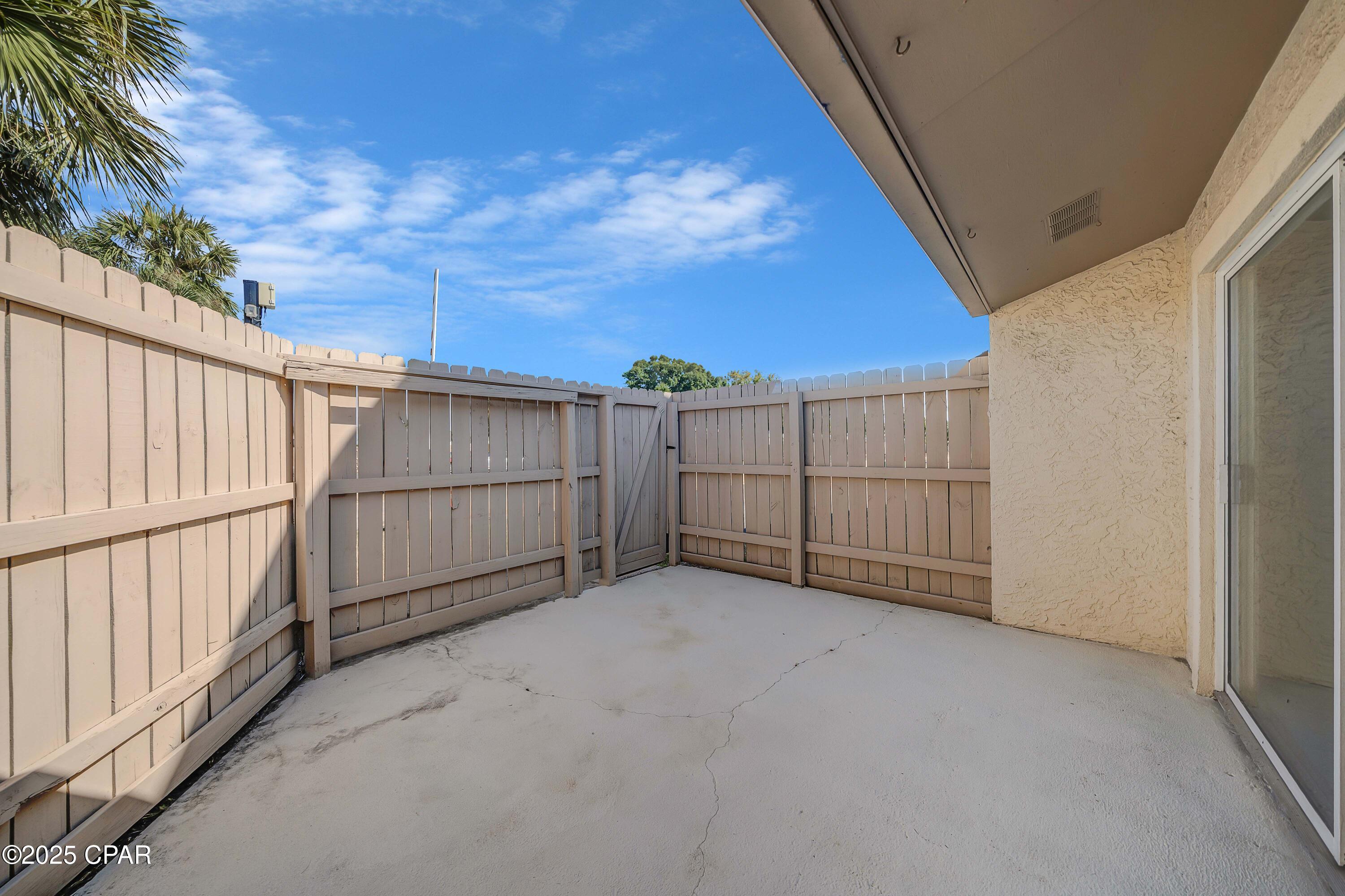 Image 21 For 17462 Front Beach Road 16c