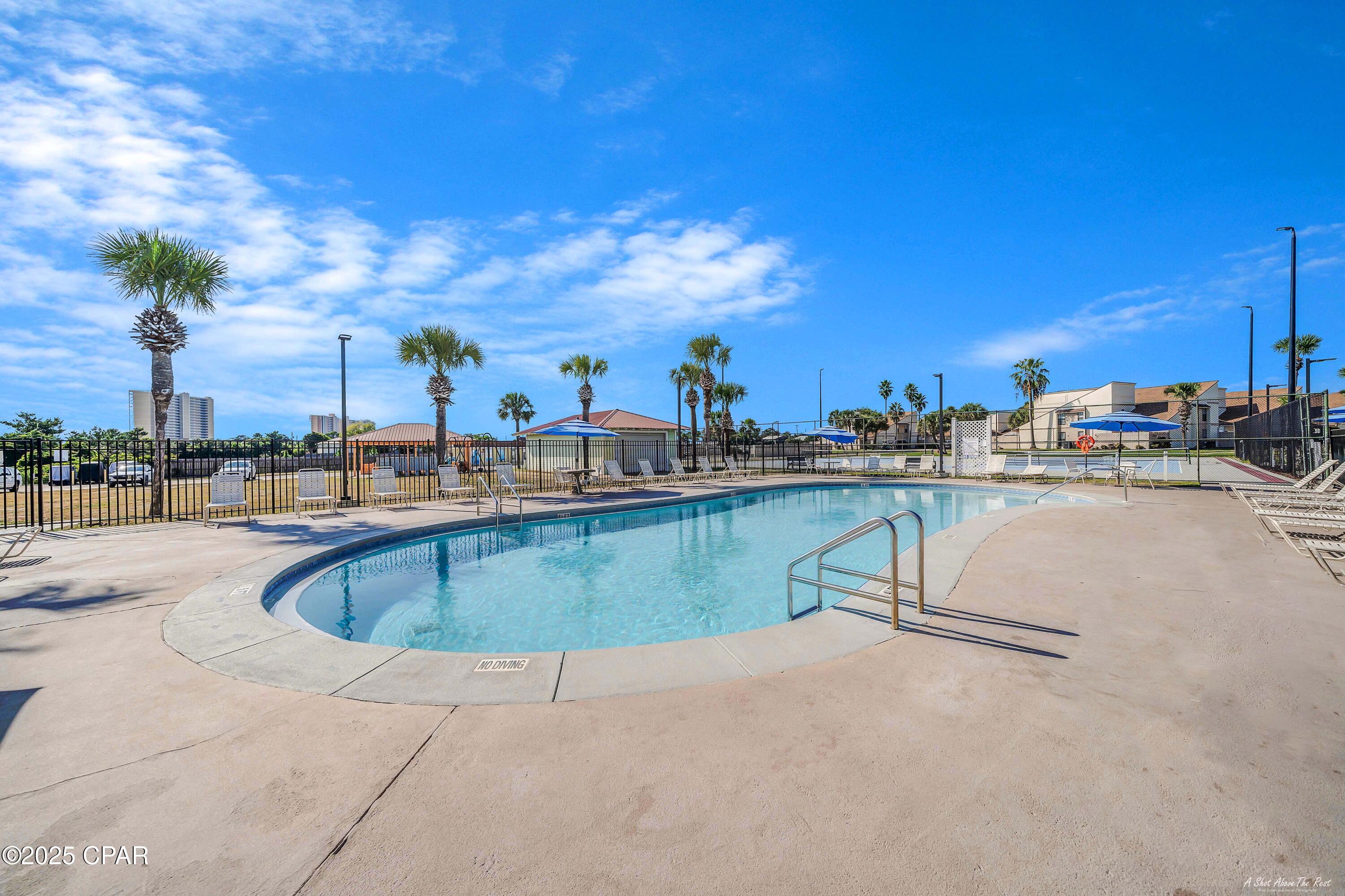 Image 23 For 17462 Front Beach Road 16c