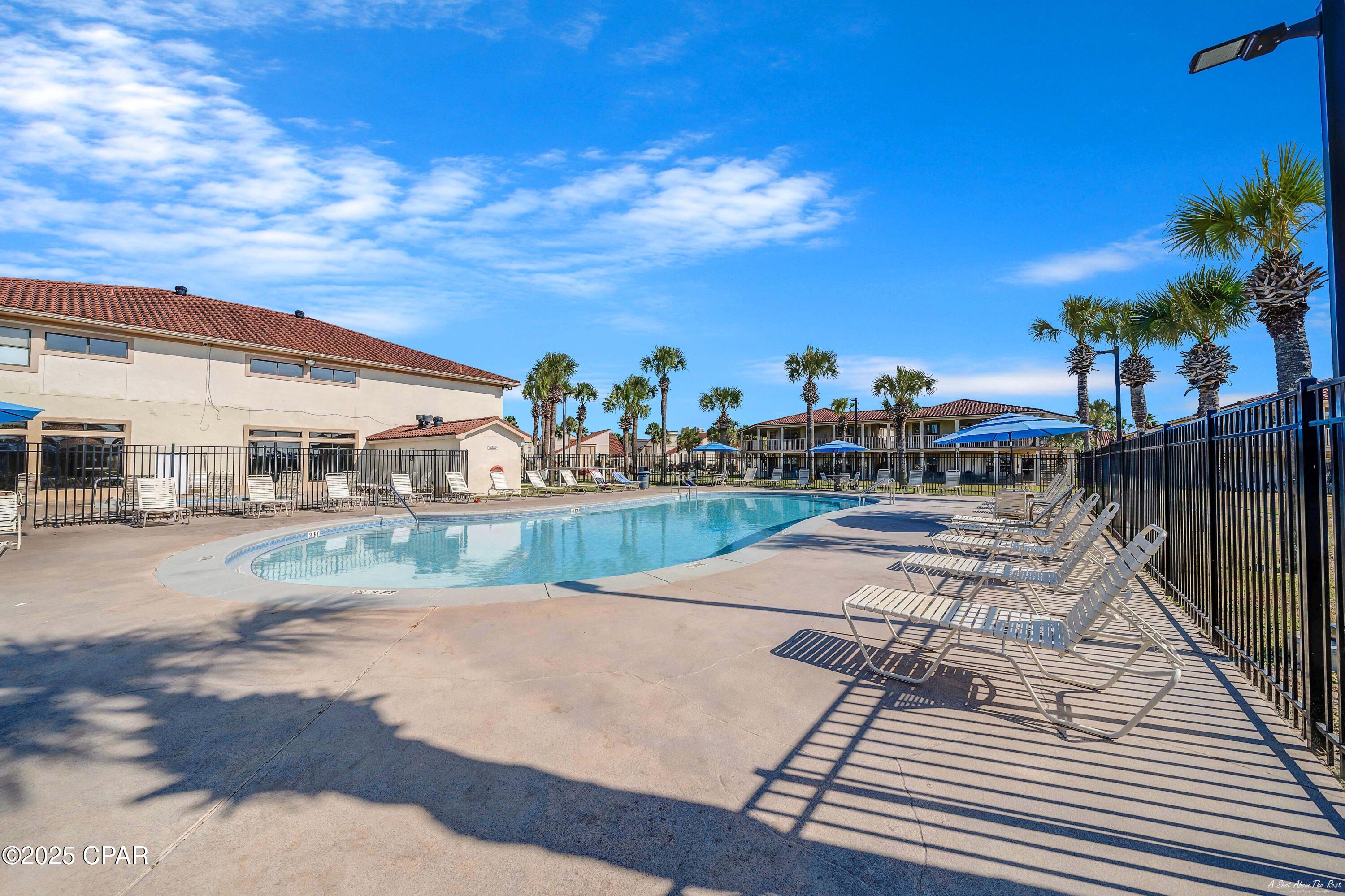 Image 30 For 17462 Front Beach Road 16c