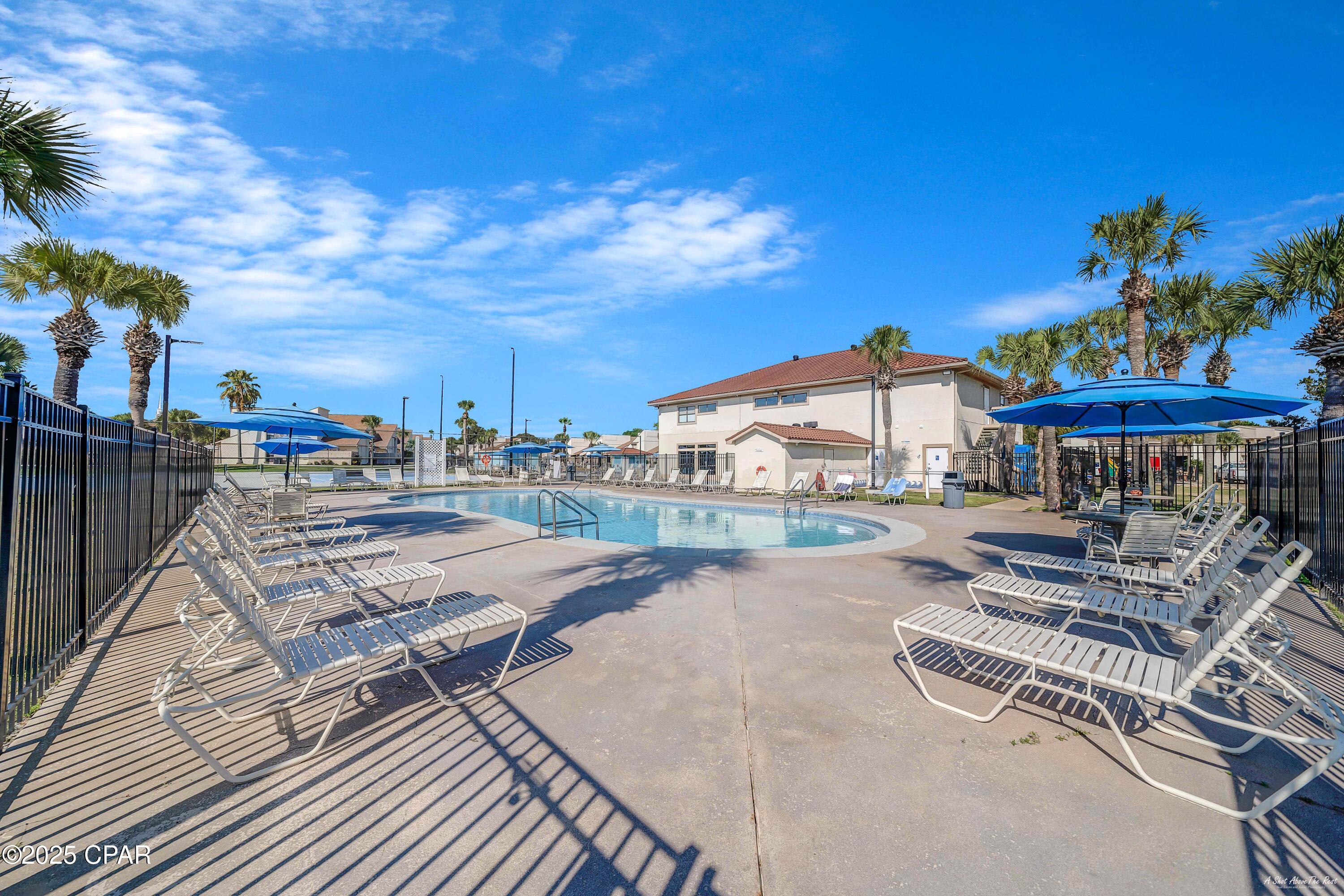 Image 31 For 17462 Front Beach Road 16c