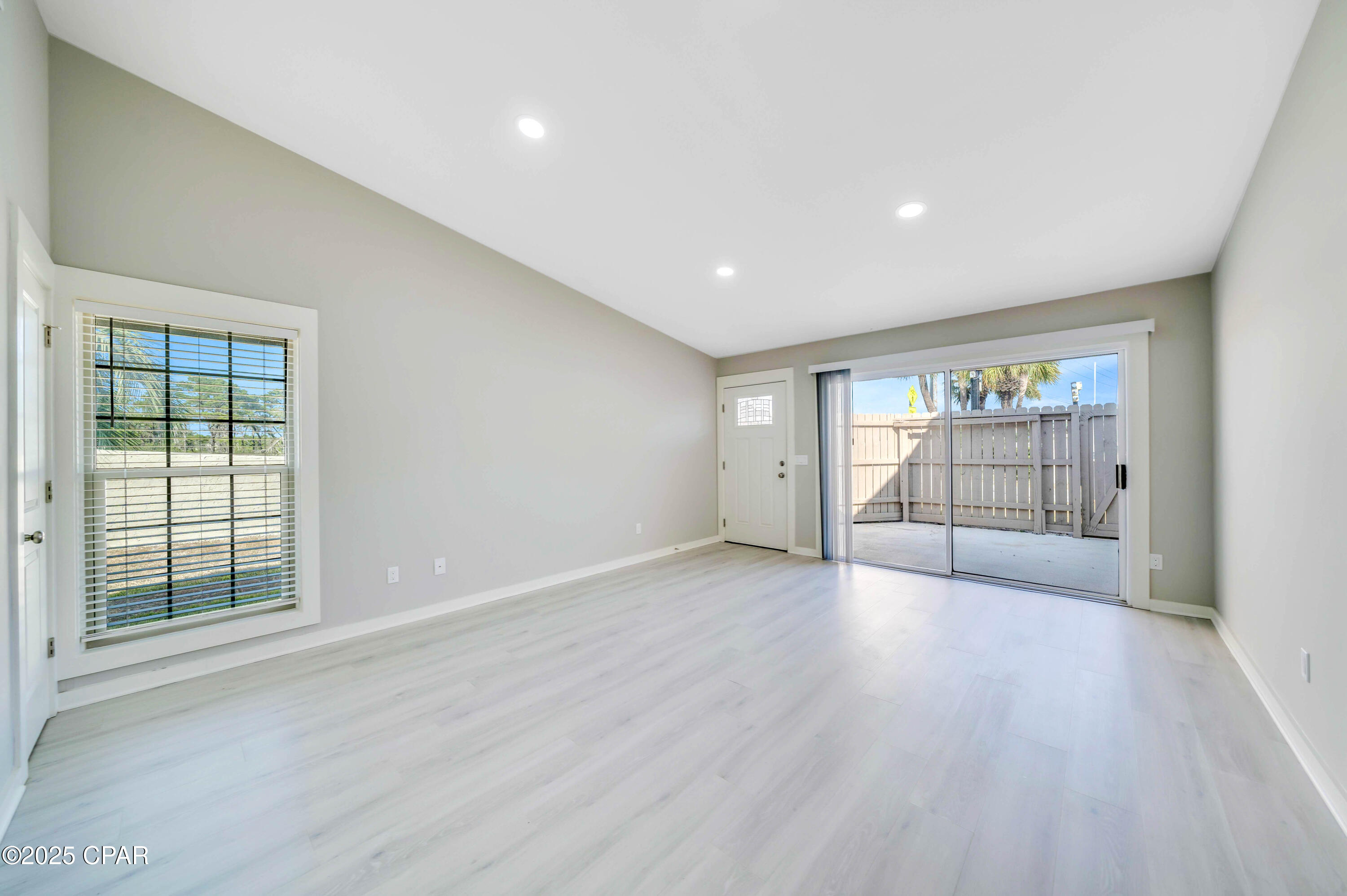 Image 7 For 17462 Front Beach Road 16c