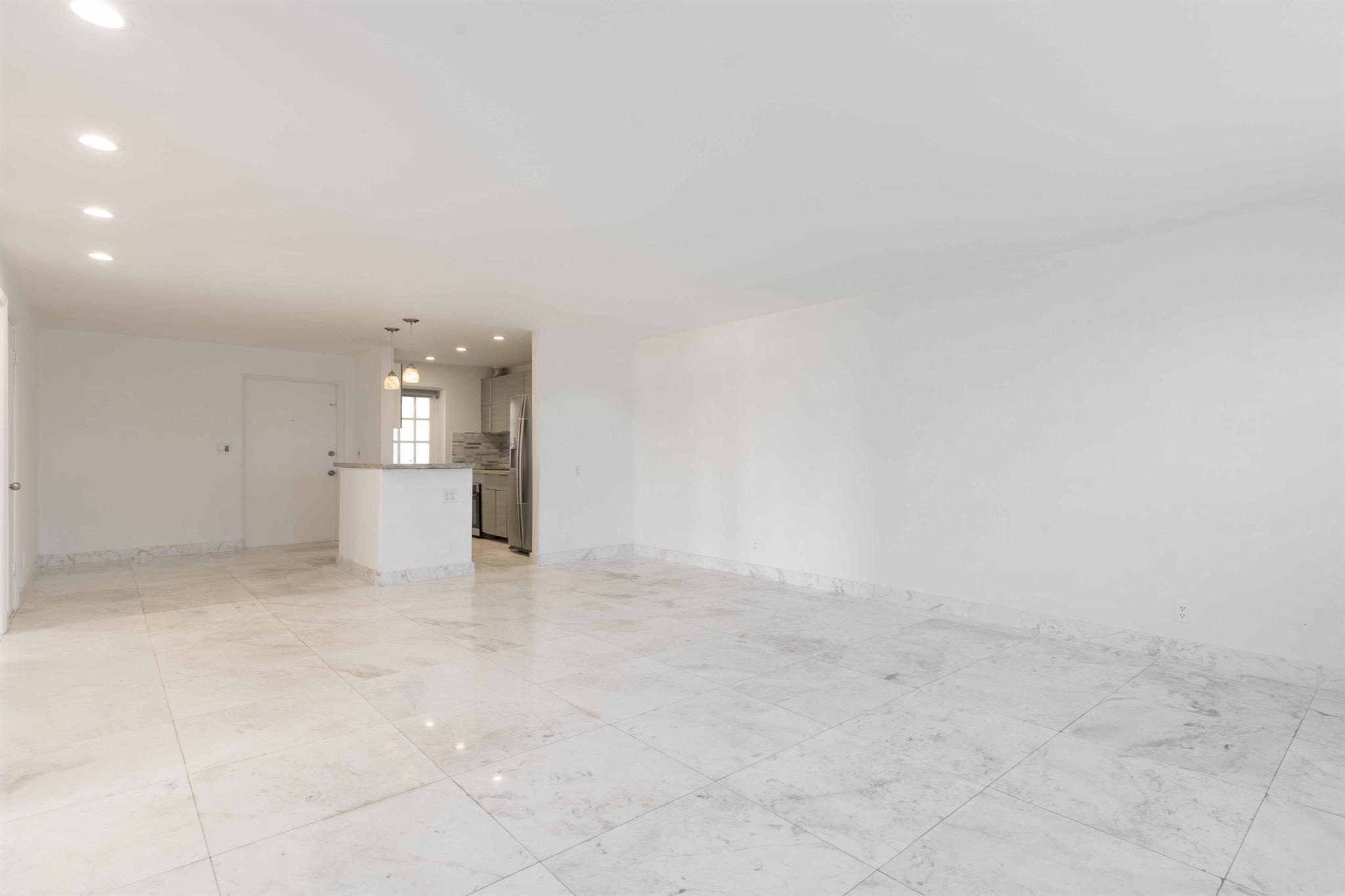 Homes for sale in Fort Lauderdale, FL | 2420 Se 17Th Street Street #401c, Fort Lauderdale, FL 33316 | MLS# R11124794