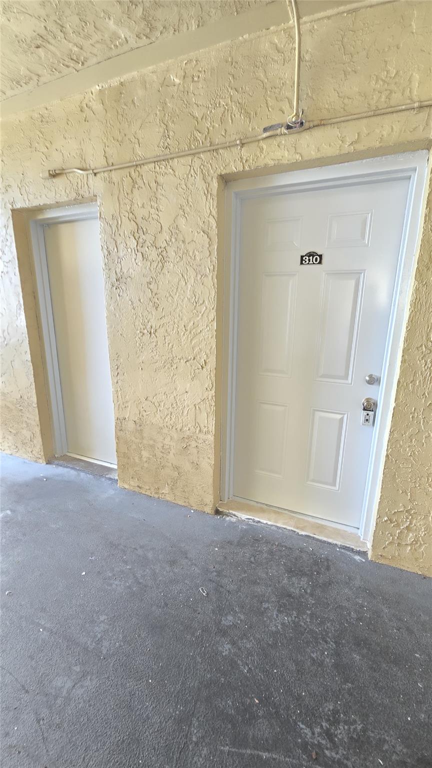 Sunset Hills I Condominiu