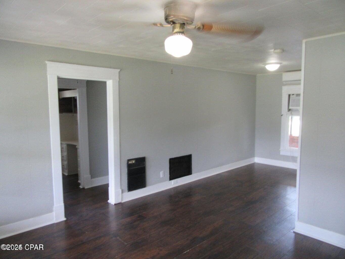 Image 4 For 708 Hwy 22a  A & B