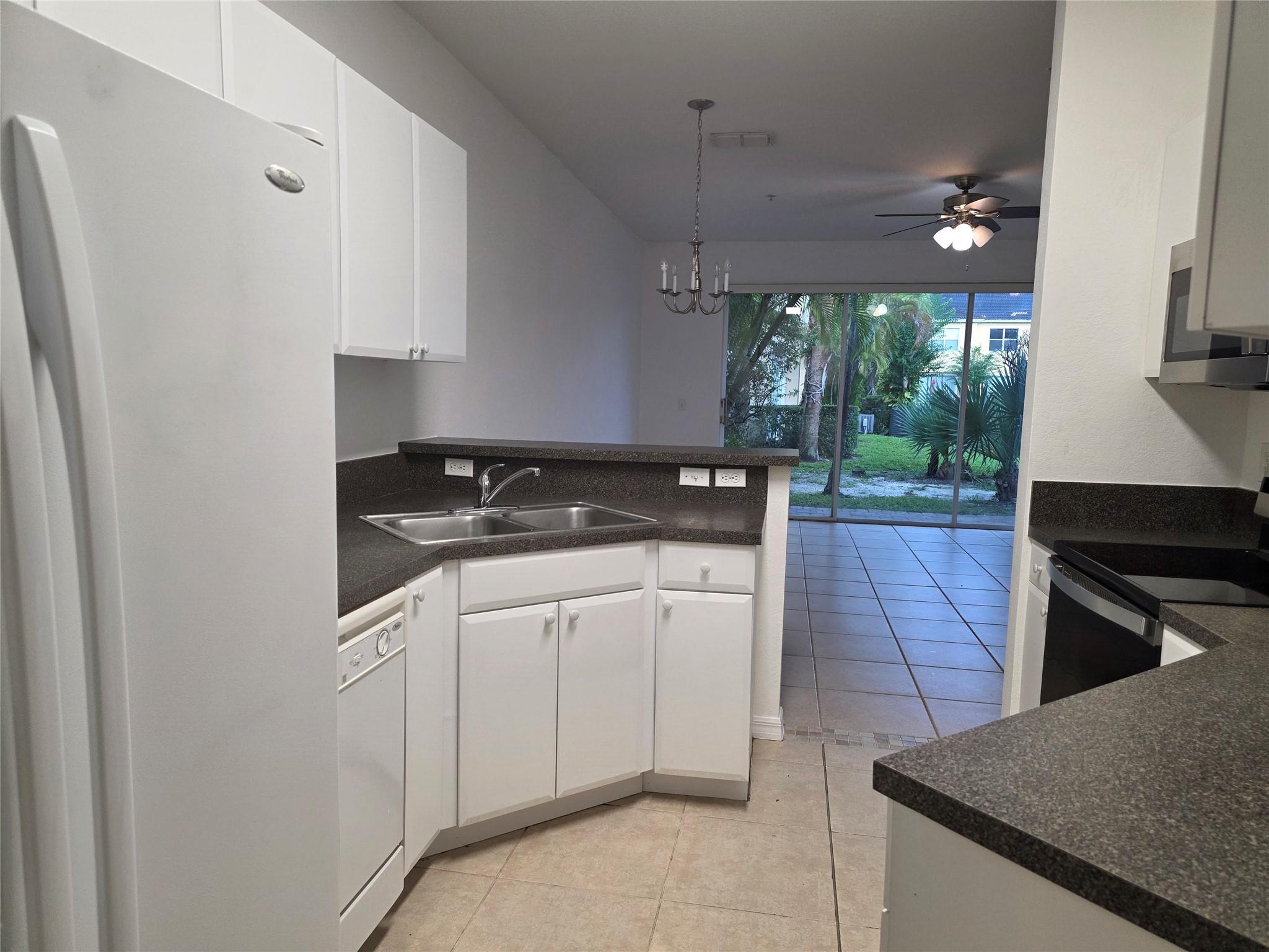 Homes for sale in West Palm Beach, FL | 960 Pipers Cay Dr #960, West Palm Beach, FL 33415 | MLS# F10527145