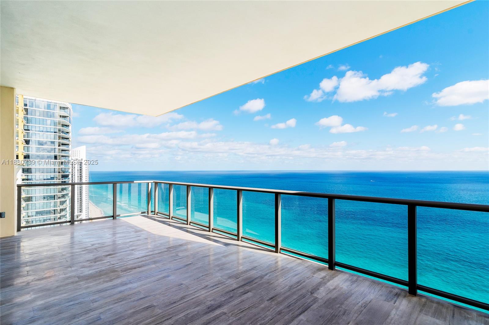 Apartamento en Venta en Sunny Isles Beach, FL
